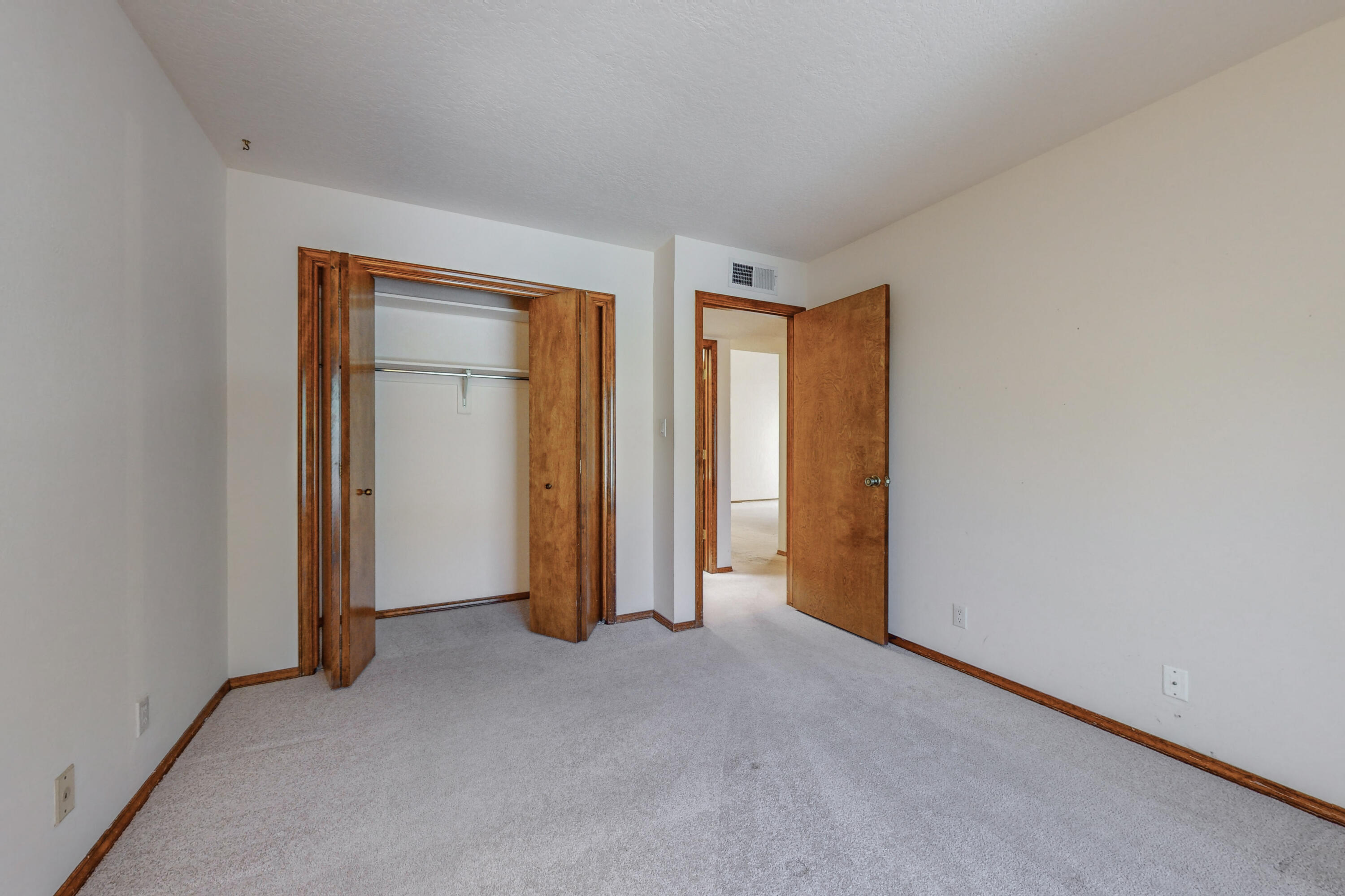 10513 Camino Del Oso NE