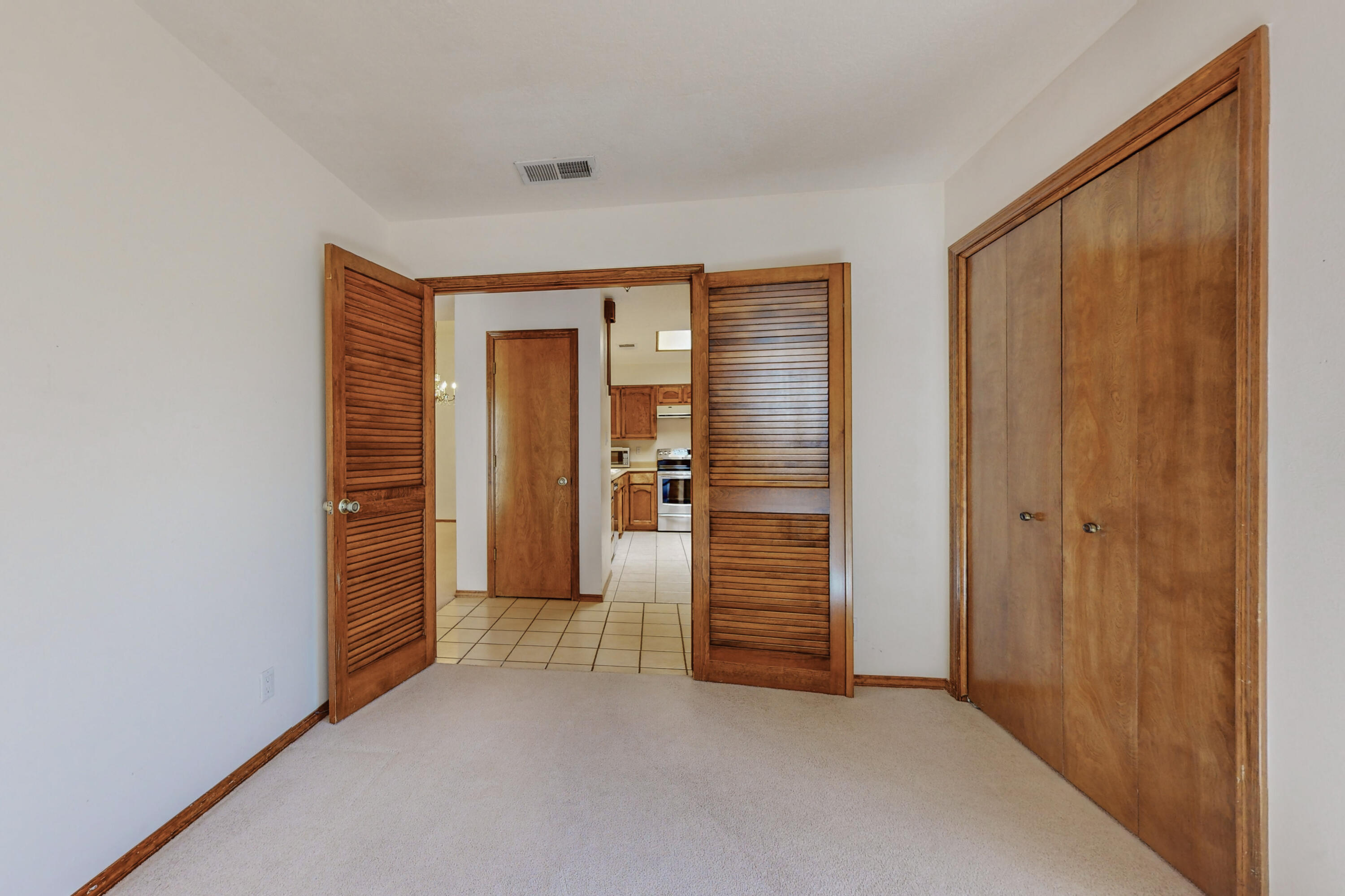 10513 Camino Del Oso NE