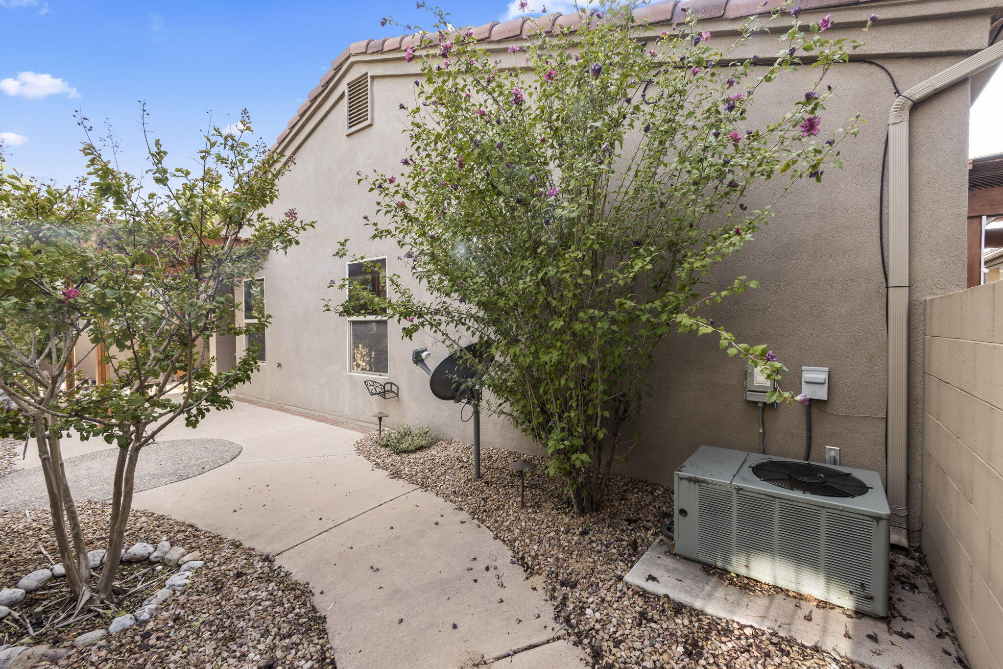 3904 Rock Dove Trail NW