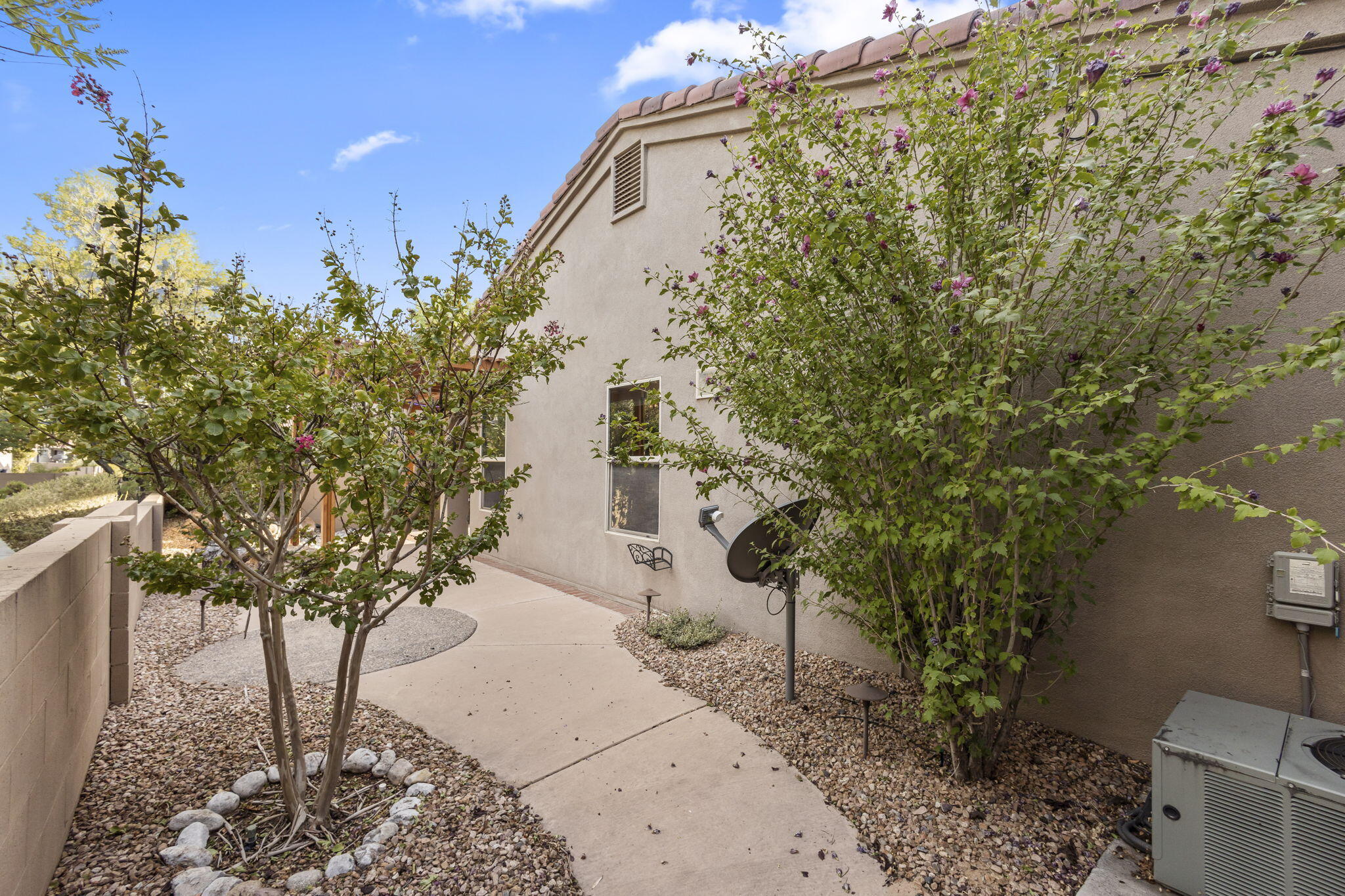 3904 Rock Dove Trail NW