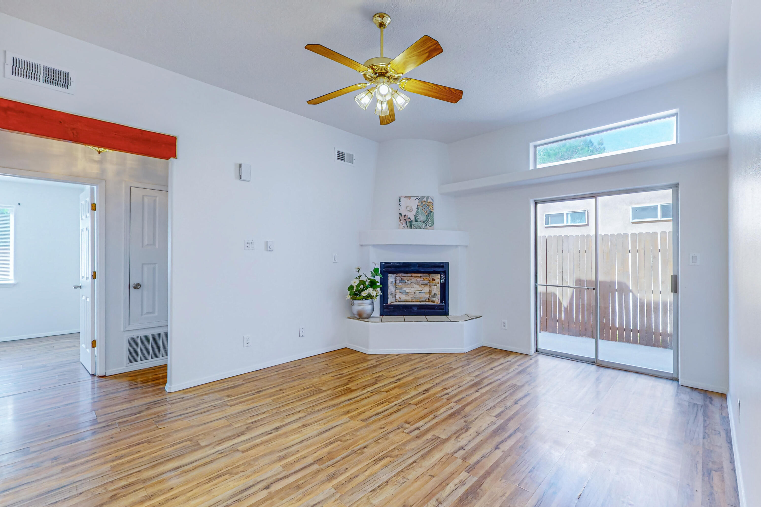 433 Colonial Avenue SW