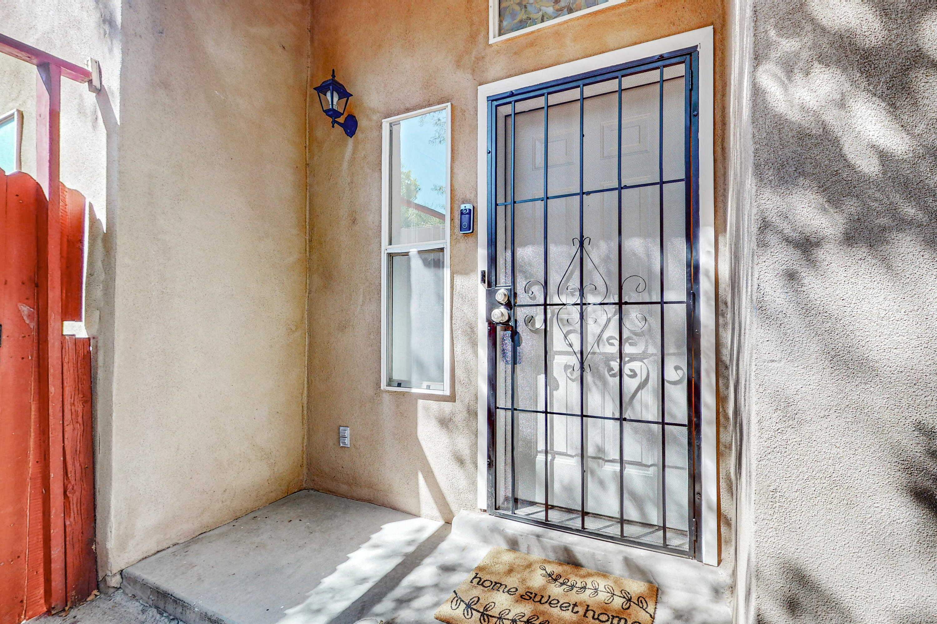 433 Colonial Avenue SW