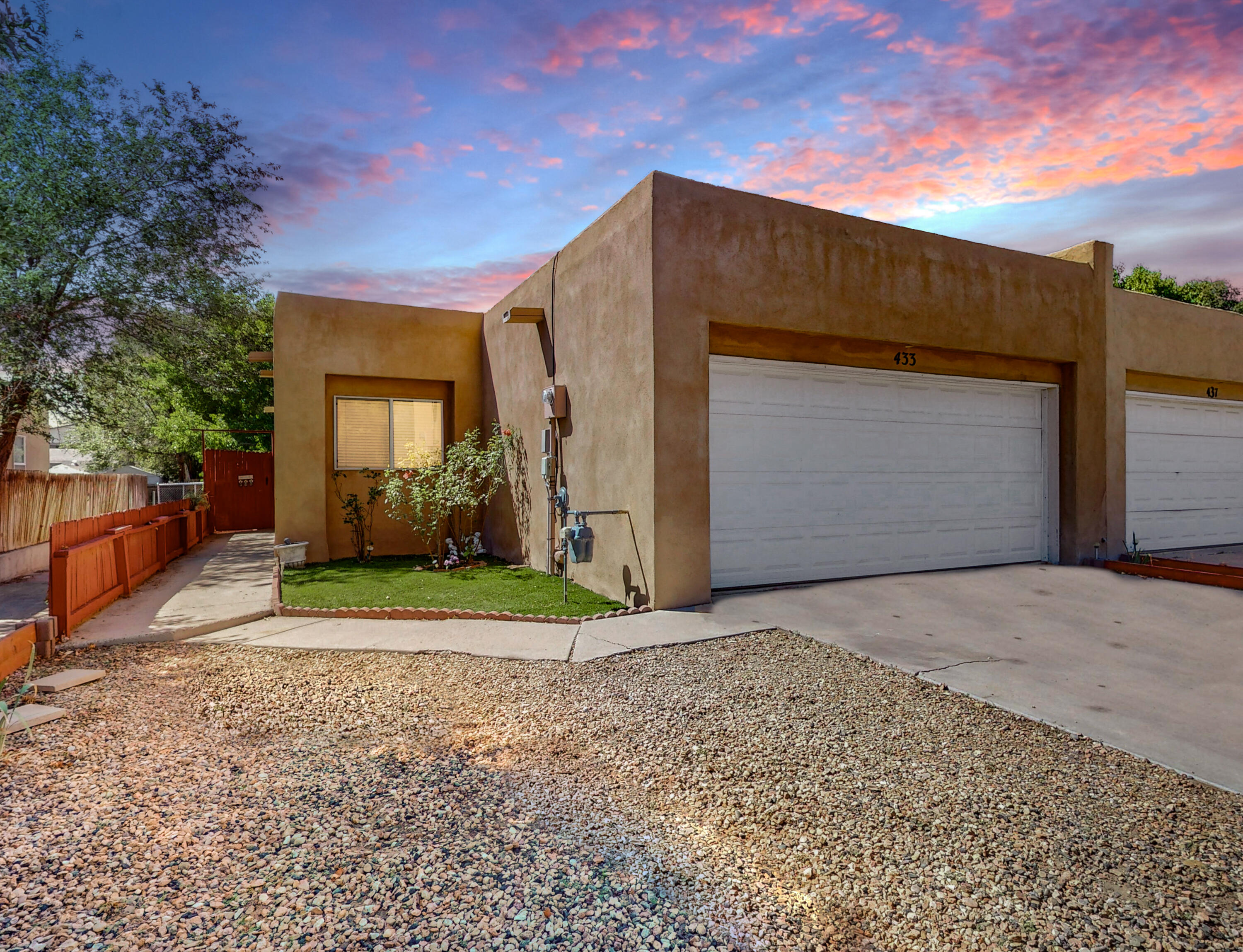 433 Colonial Avenue SW