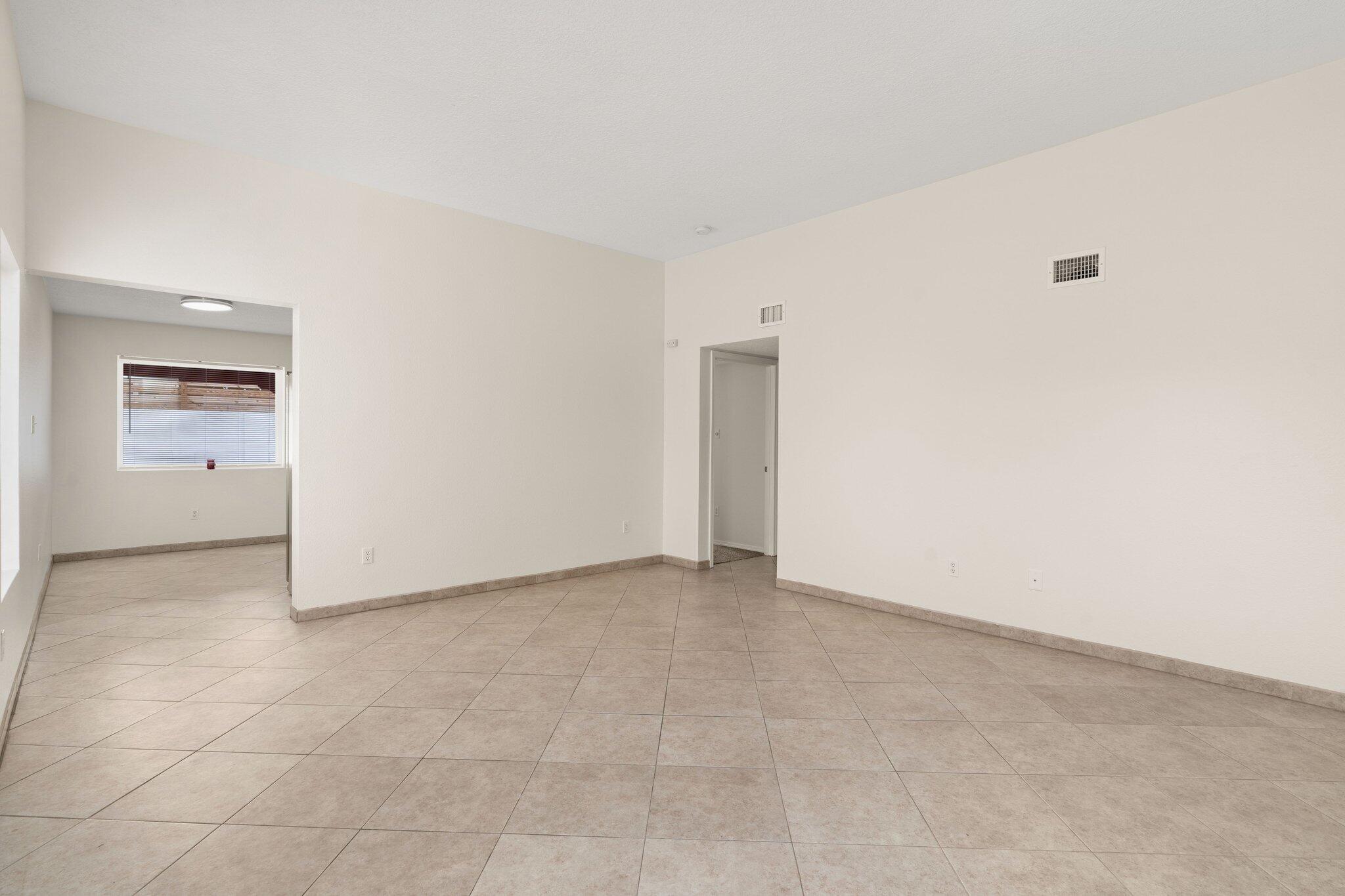 5748 Pinon Flats Road NW