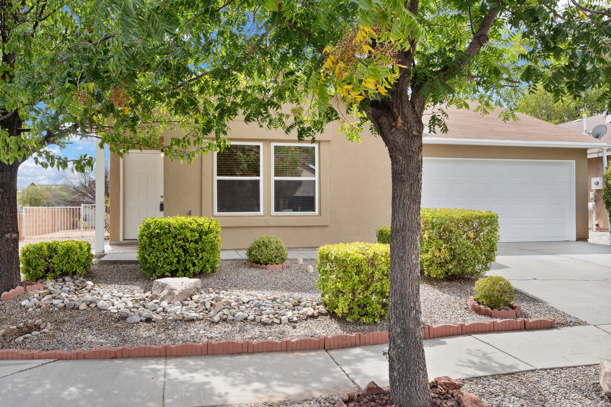 5748 Pinon Flats Road NW