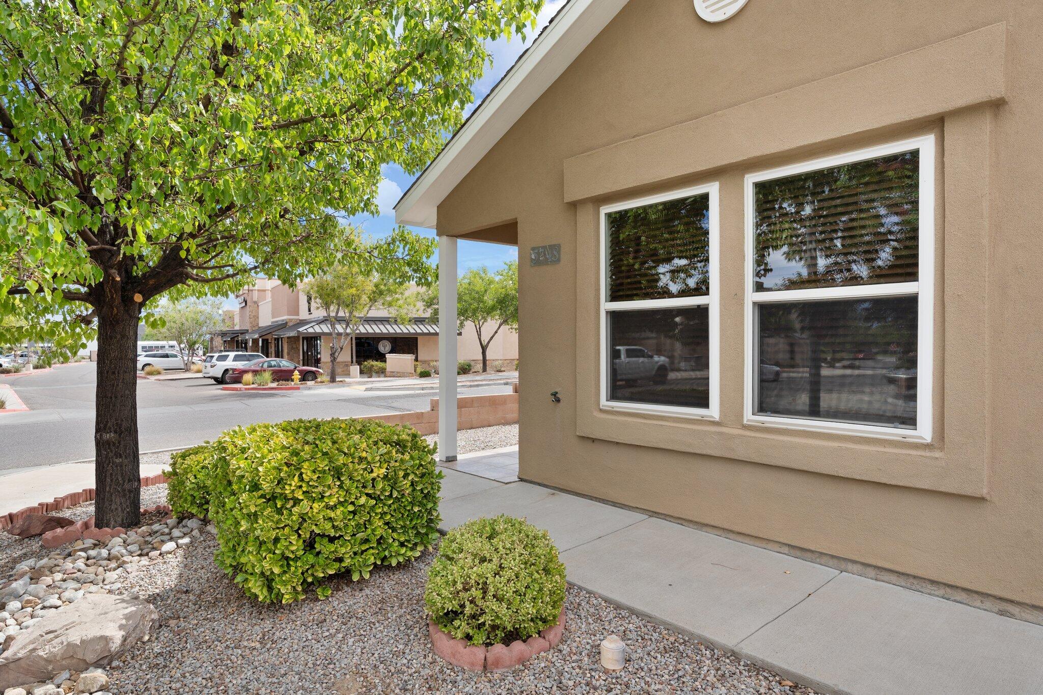 5748 Pinon Flats Road NW