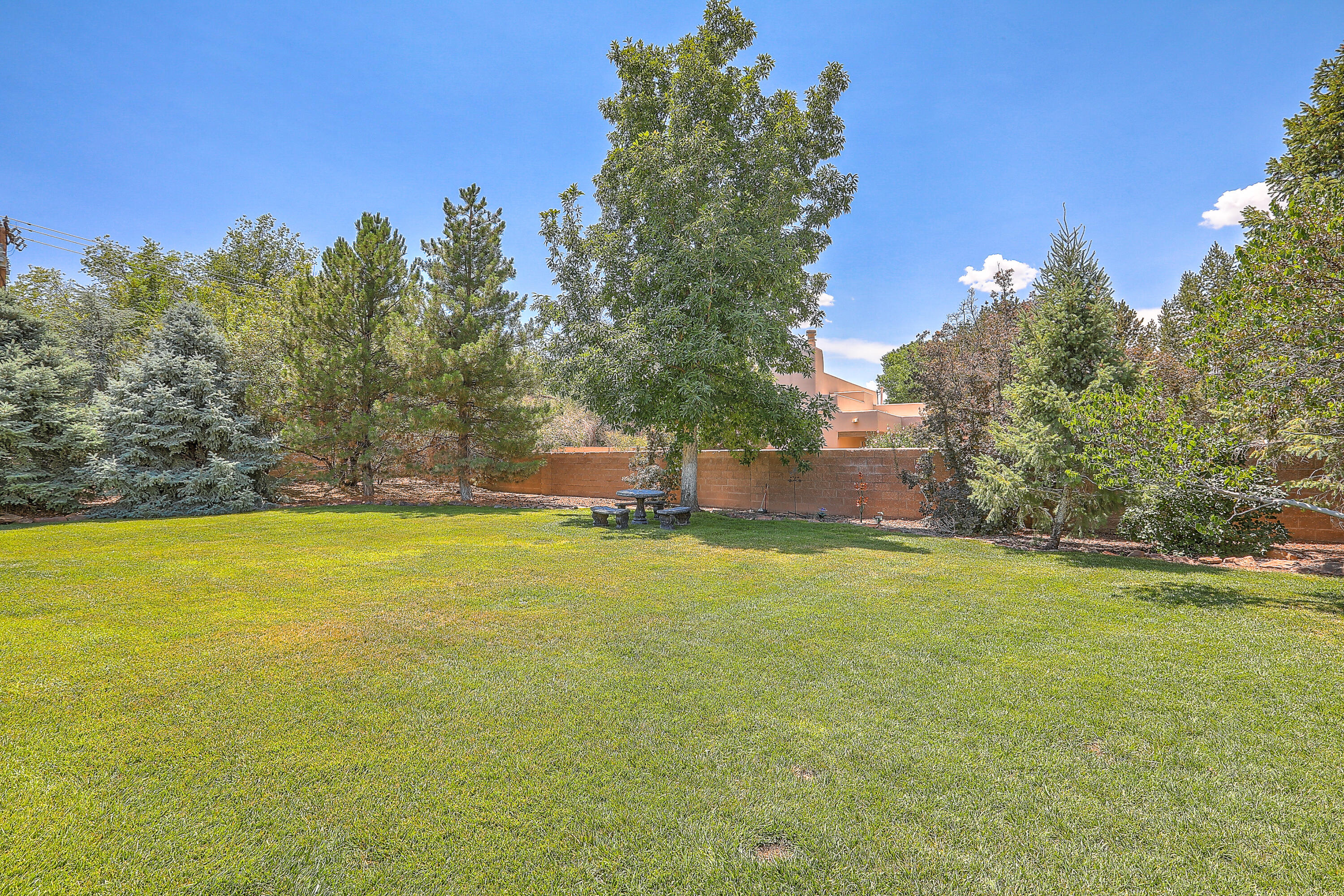4616 Los Poblanos Circle NW