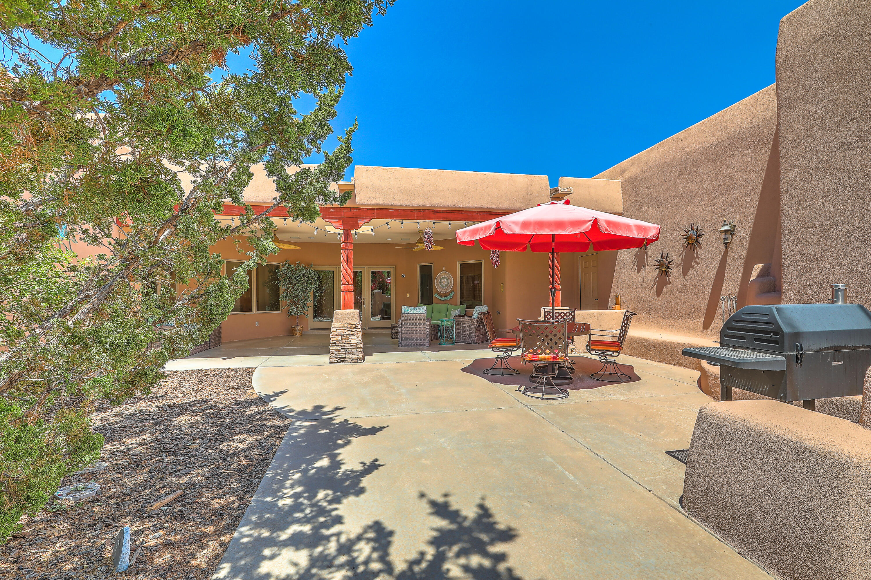 4616 Los Poblanos Circle NW