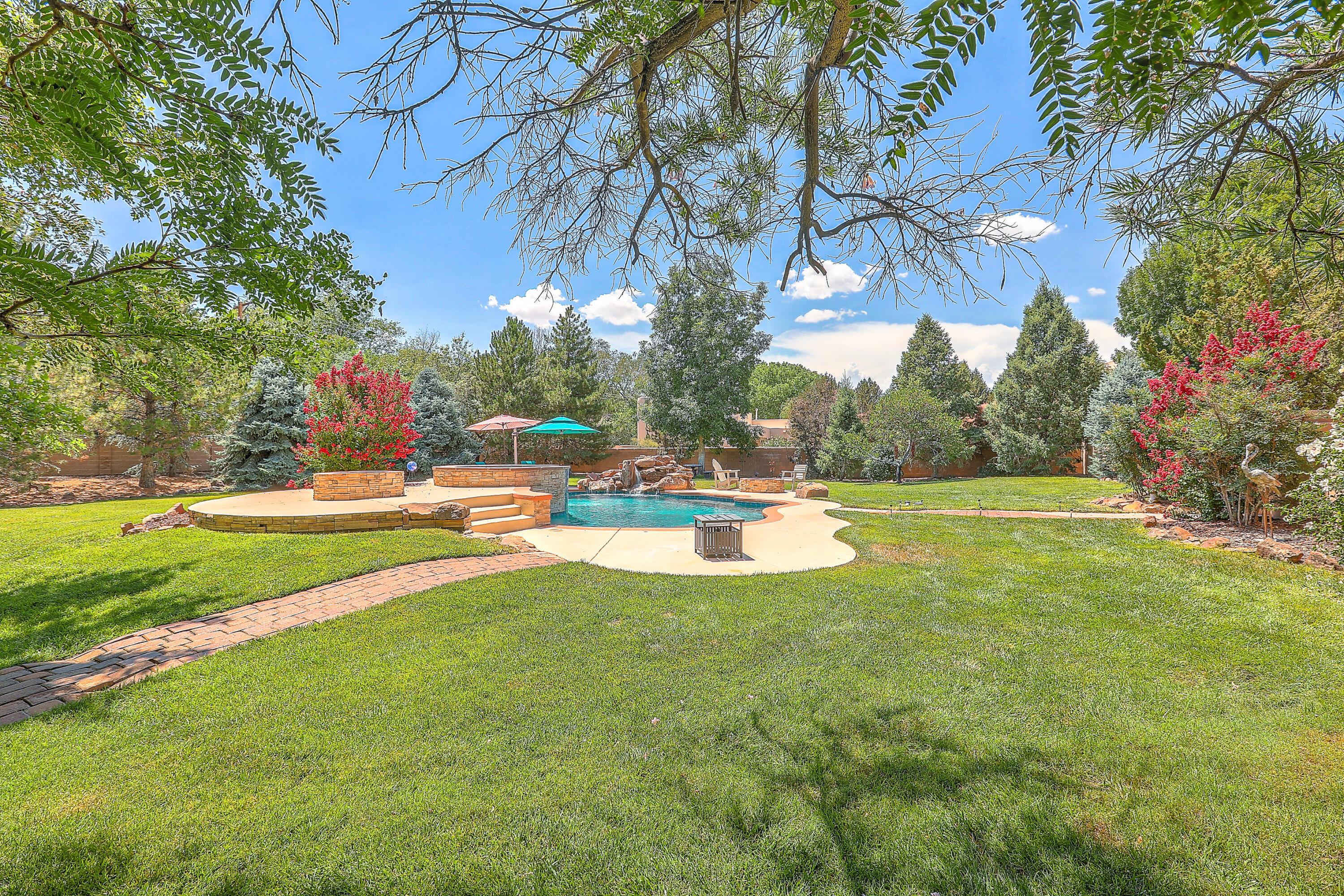 4616 Los Poblanos Circle NW