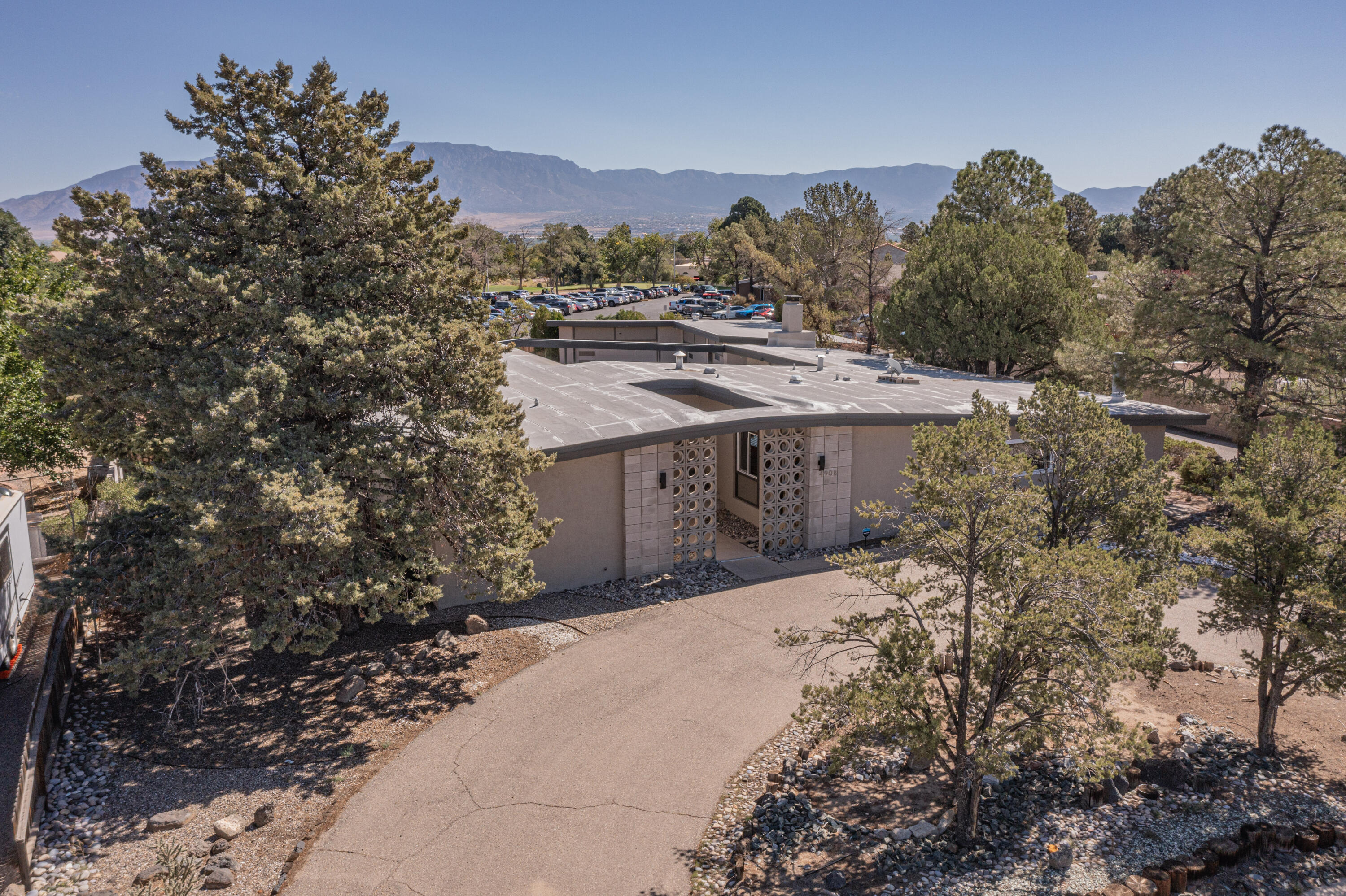 4908 Simon Drive NW