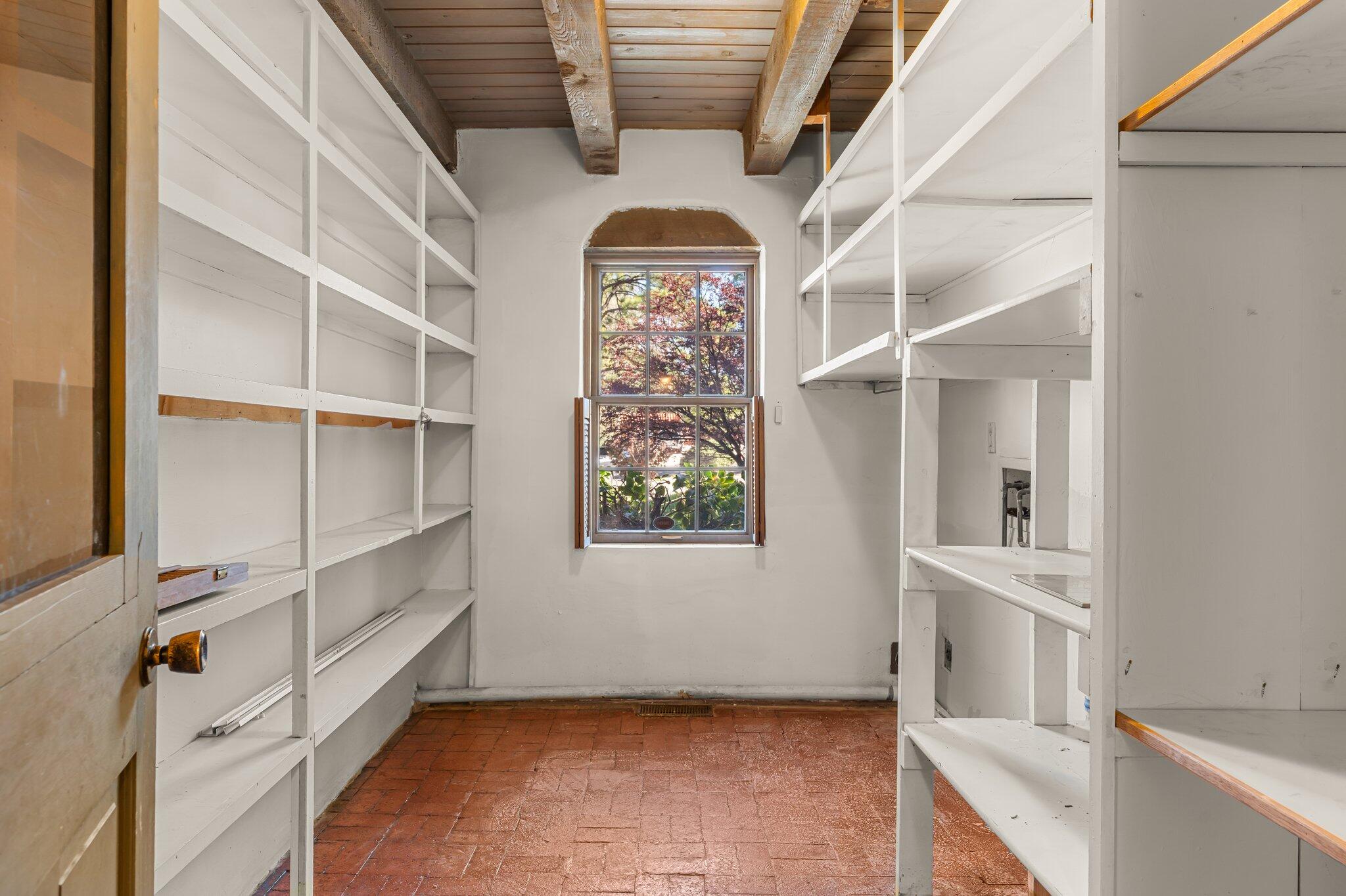 3108 La Sala Cuadra