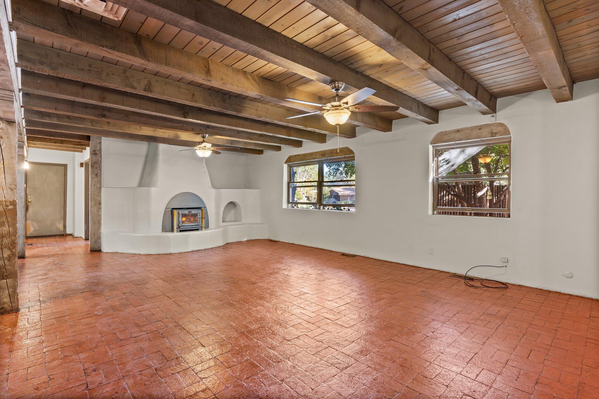 3108 La Sala Cuadra