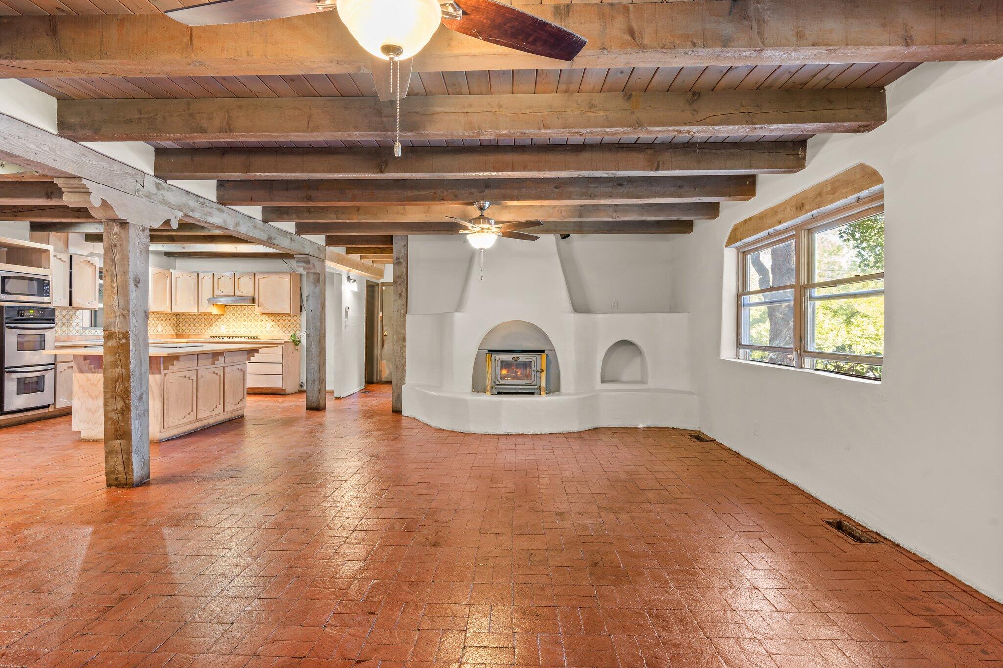 3108 La Sala Cuadra