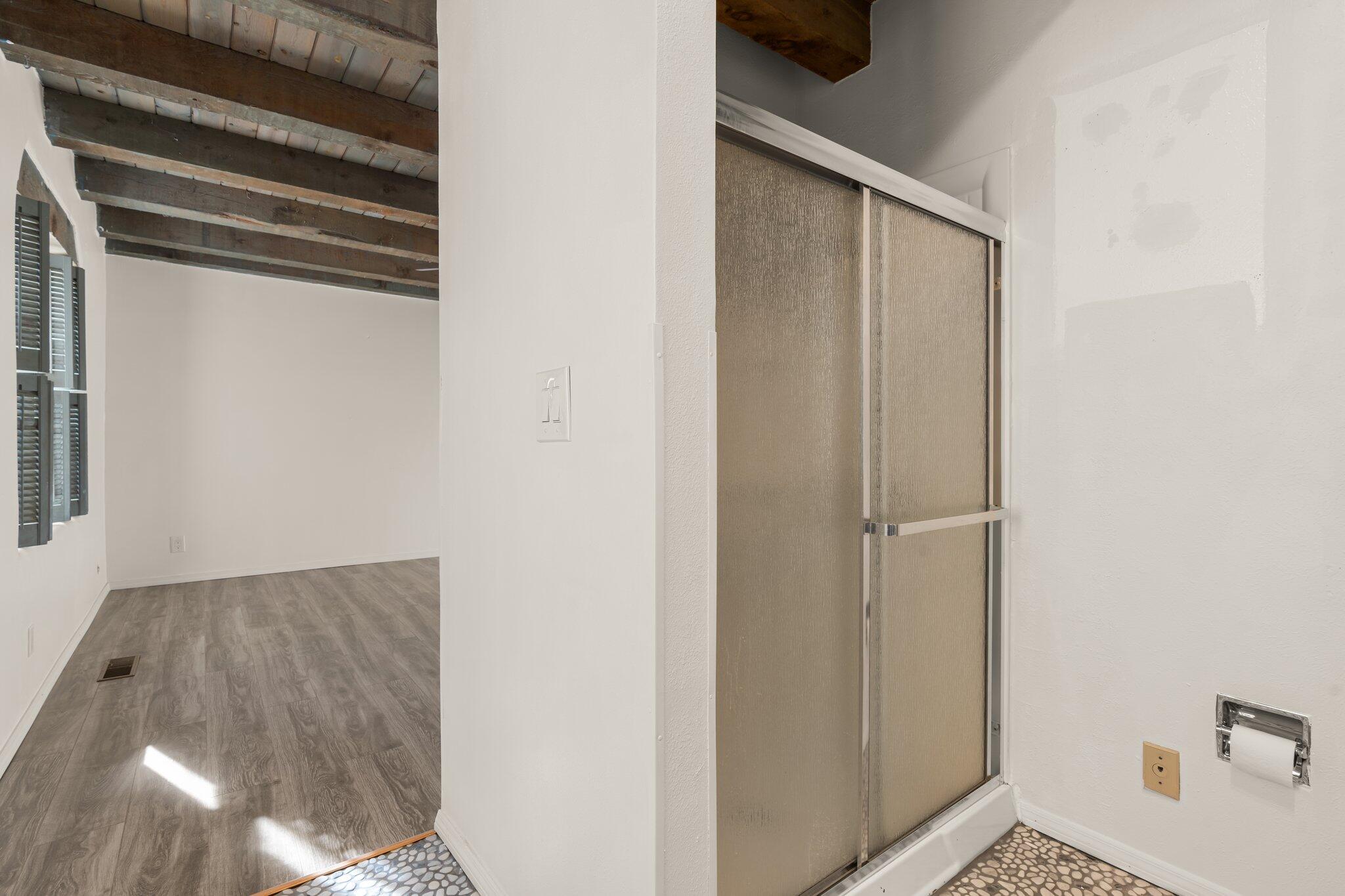 3108 La Sala Cuadra
