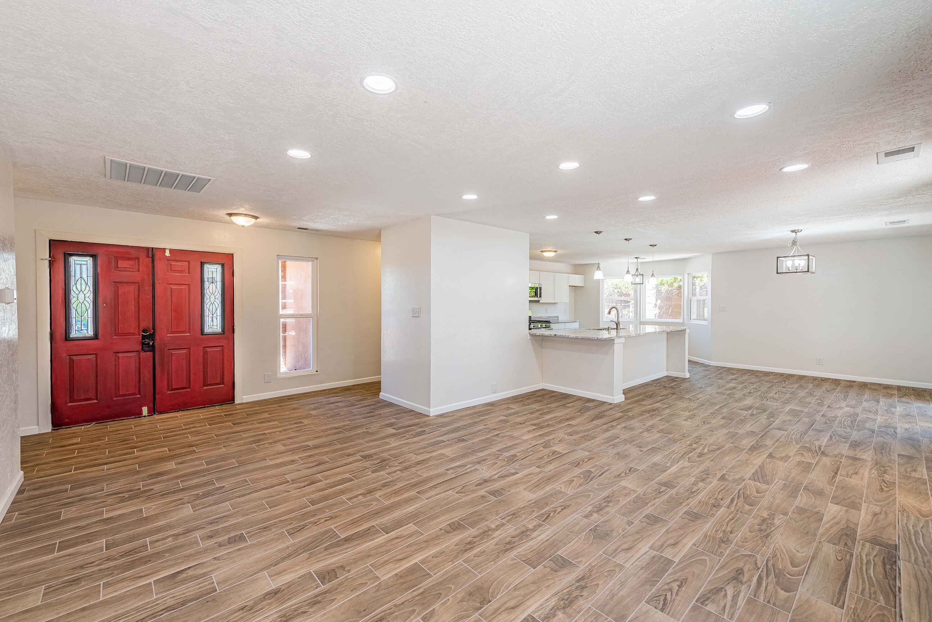 2670 Pinewood Drive SE
