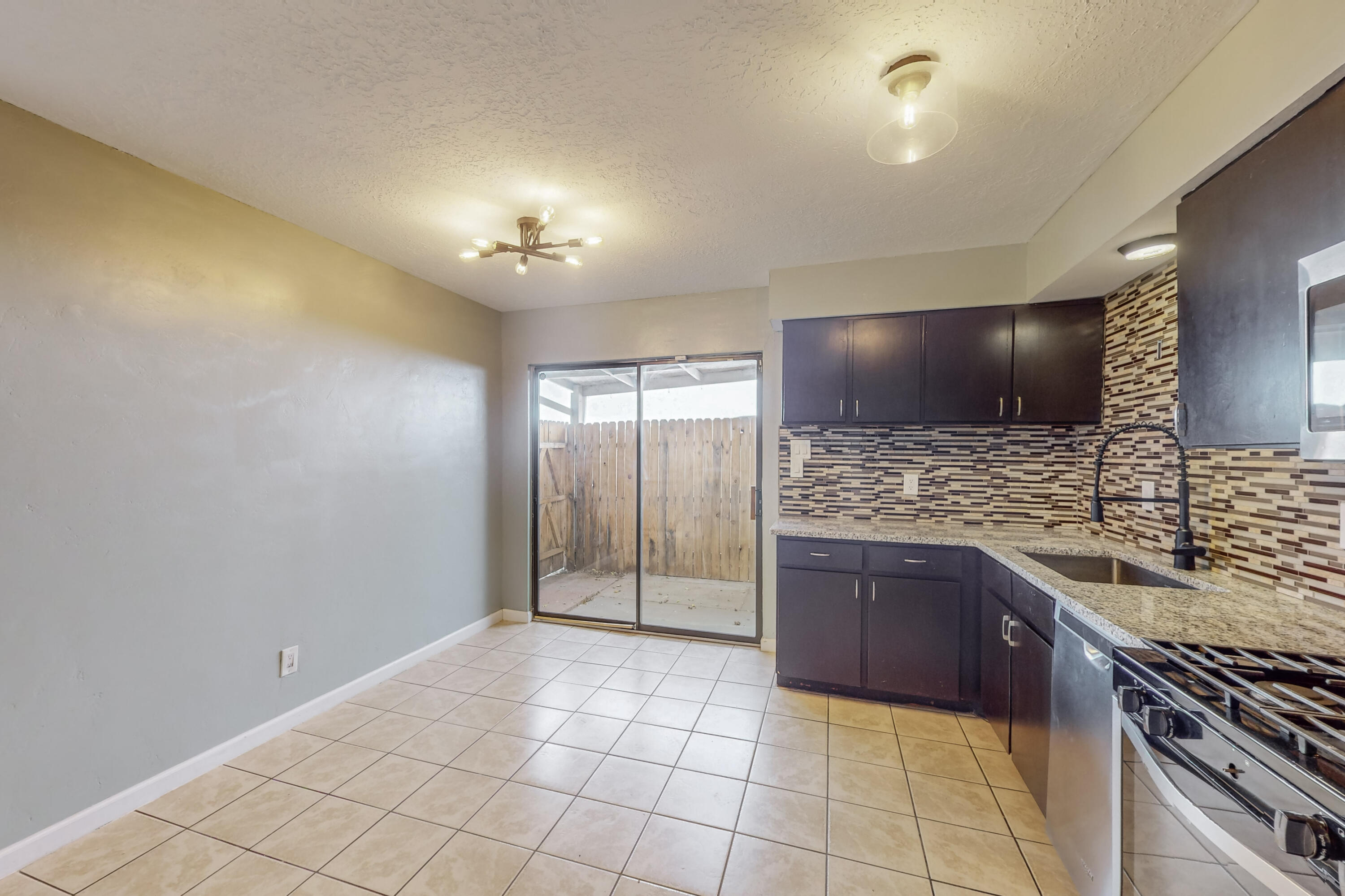 13304 Camino Del Norte NE