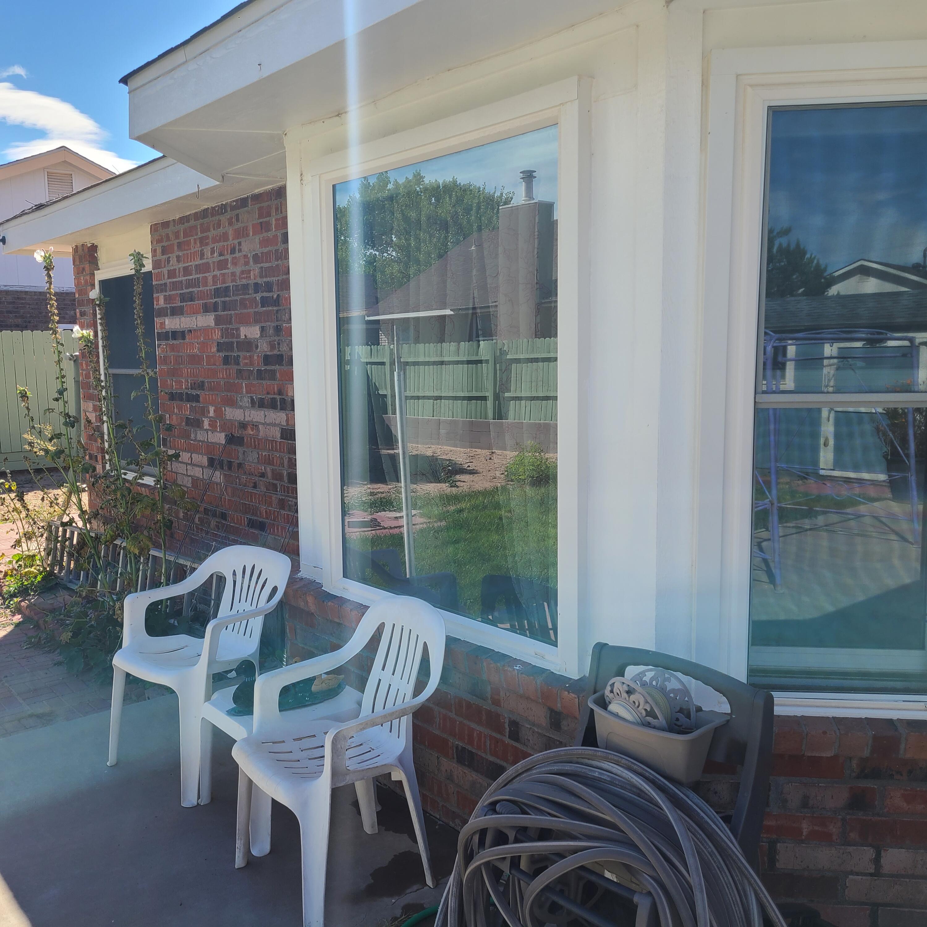 7 Pinon Avenue