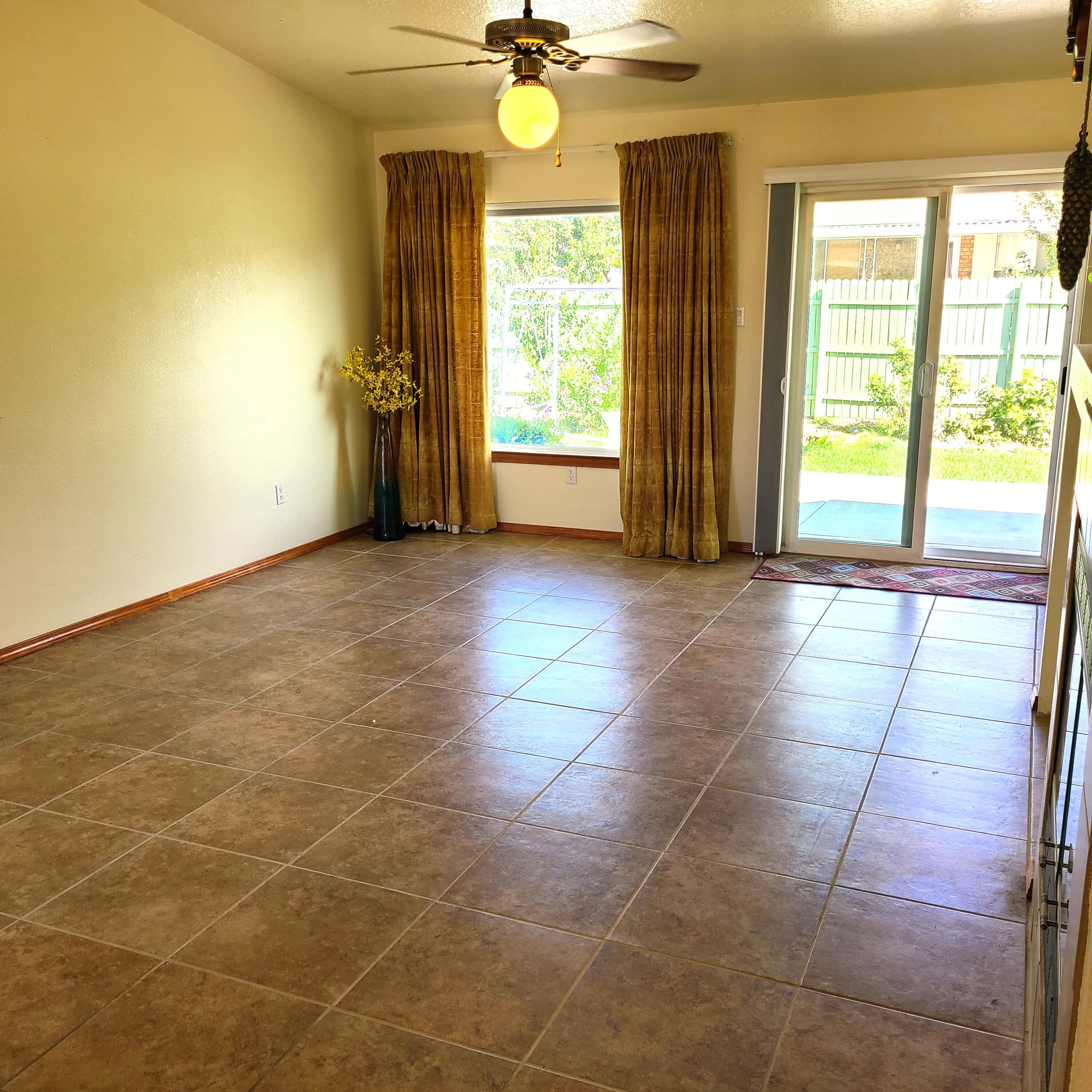 7 Pinon Avenue