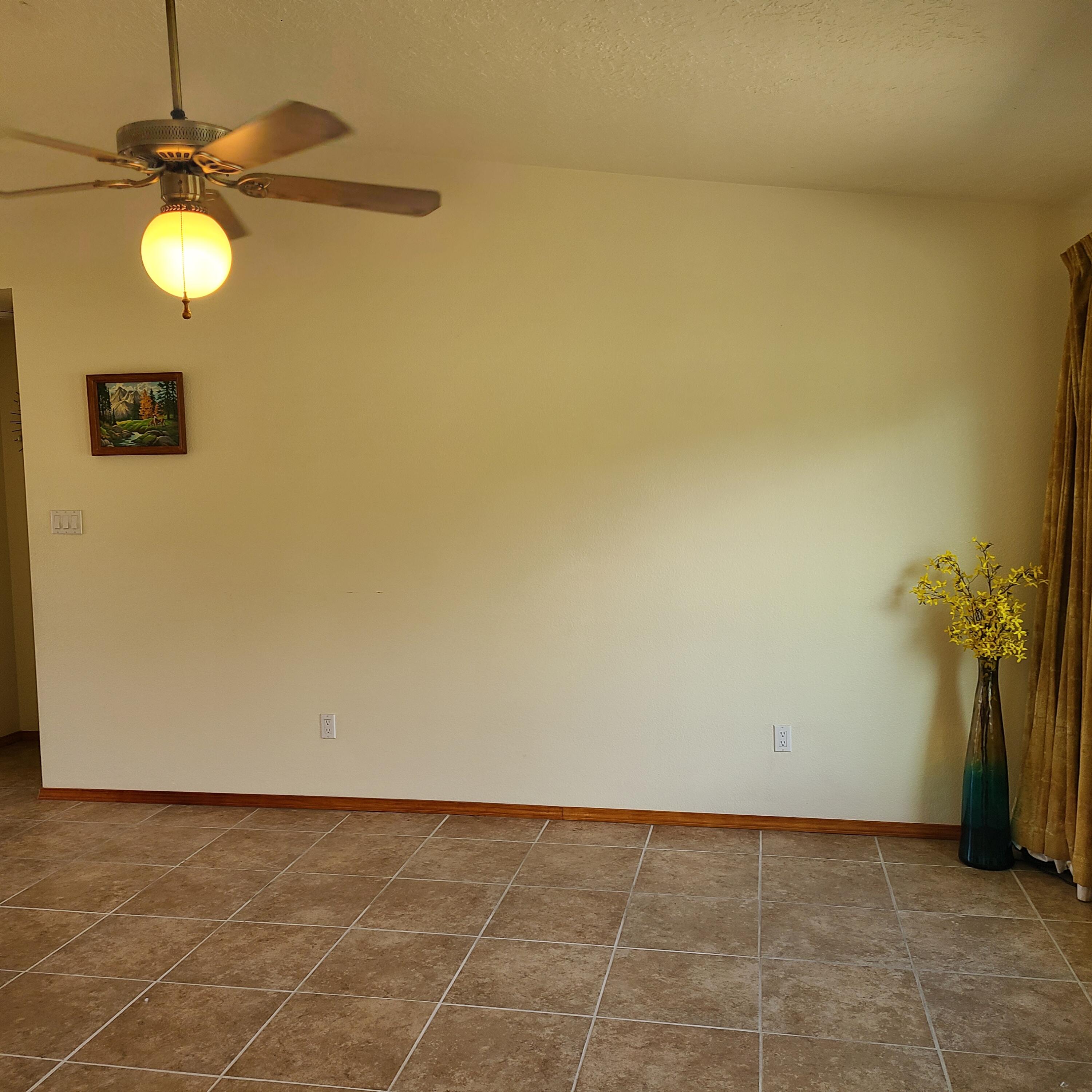 7 Pinon Avenue