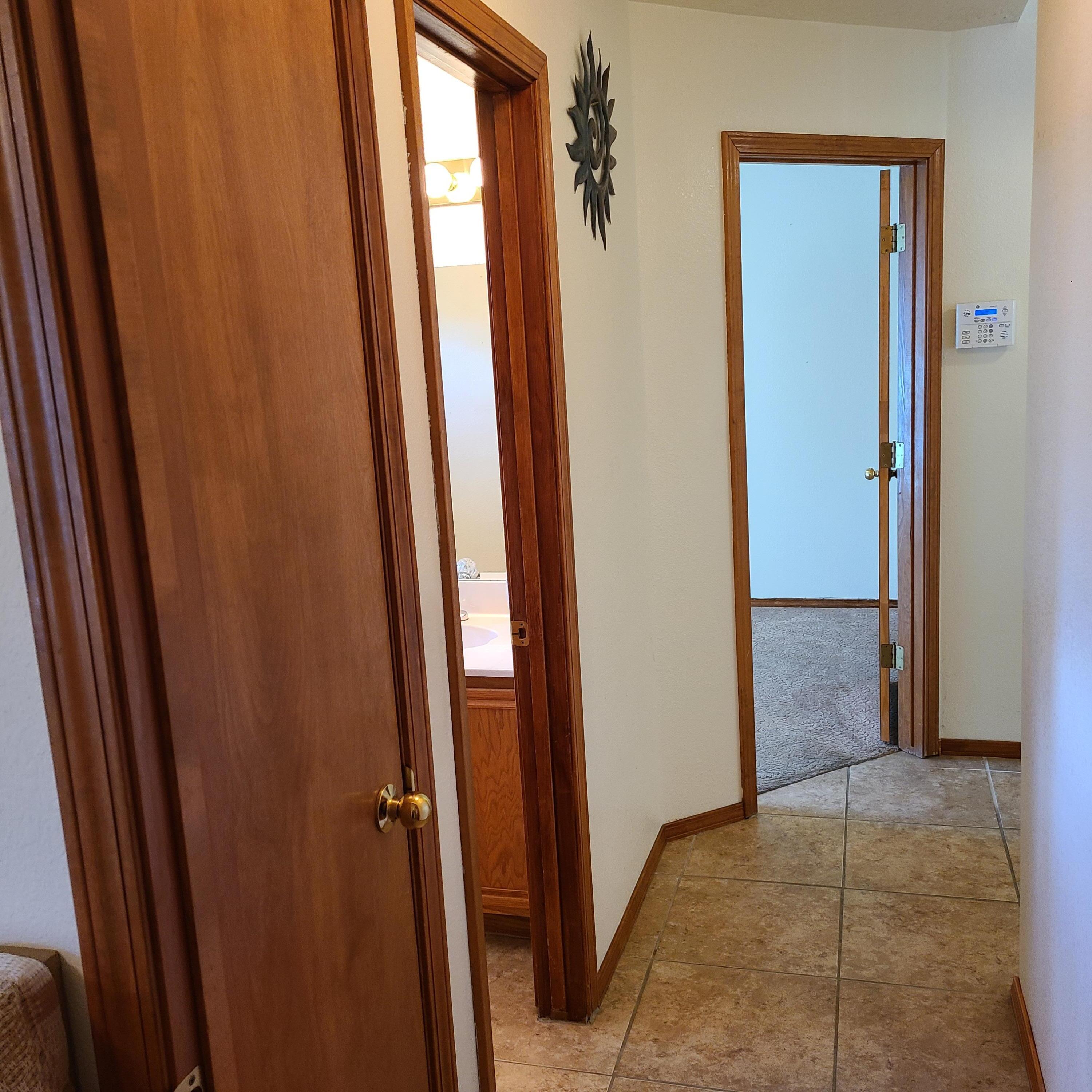 7 Pinon Avenue