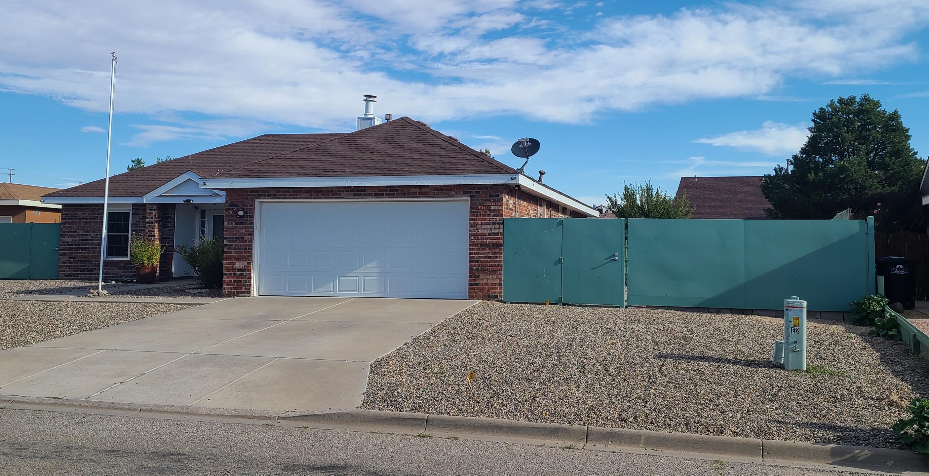 7 Pinon Avenue
