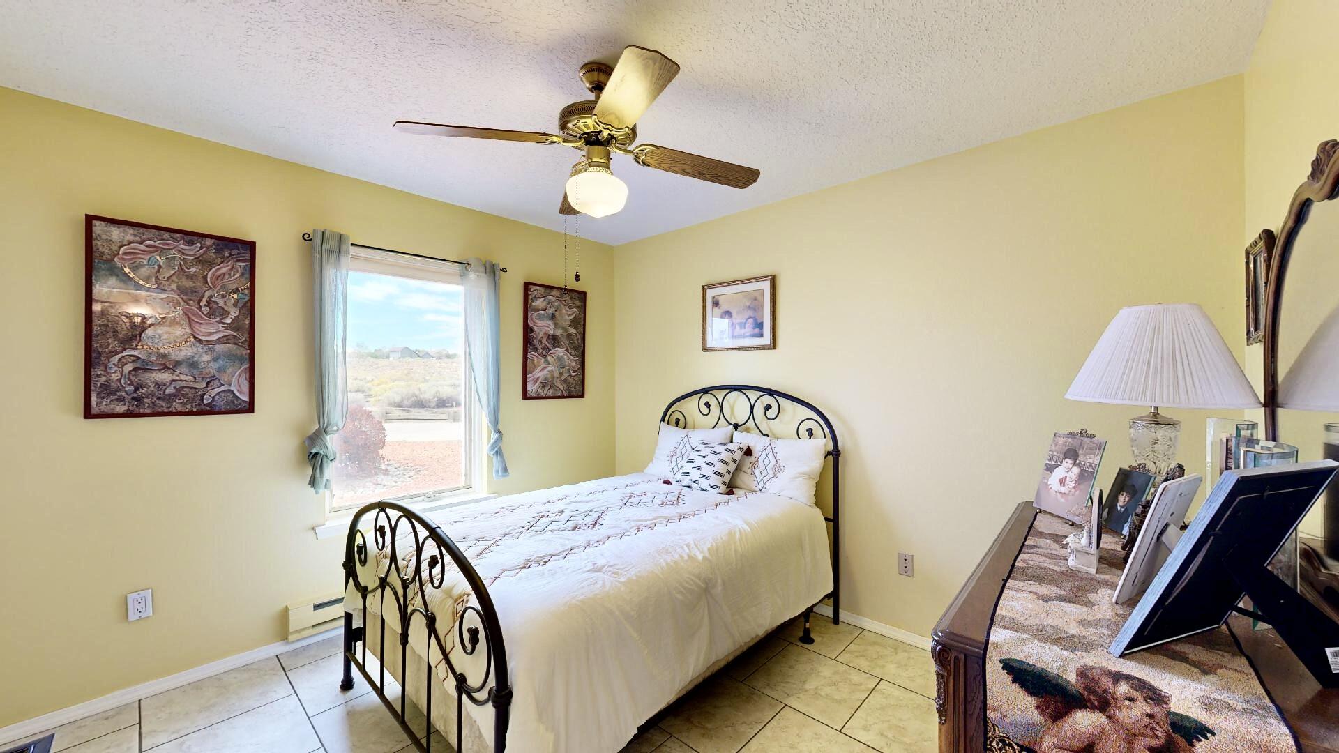 260 Ivory Road SE