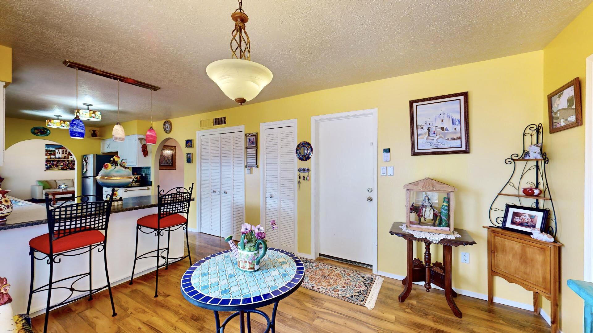 260 Ivory Road SE