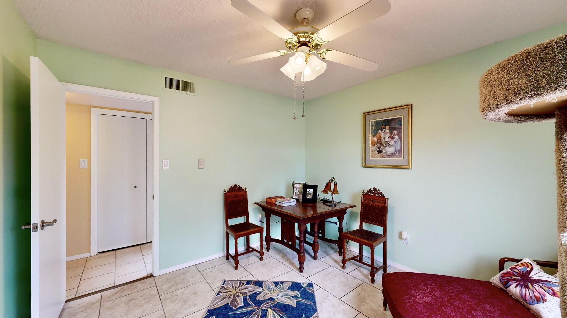 260 Ivory Road SE
