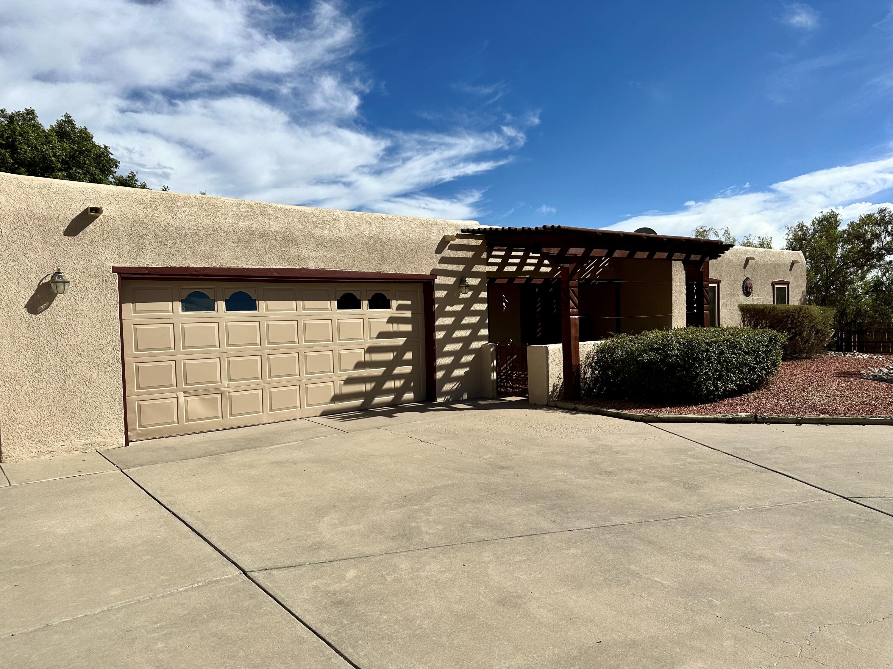 260 Ivory Road SE