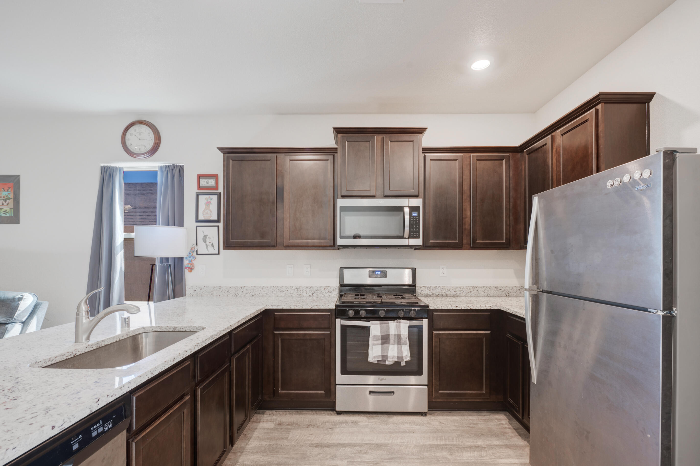 3421 Oregon Trail Road NE
