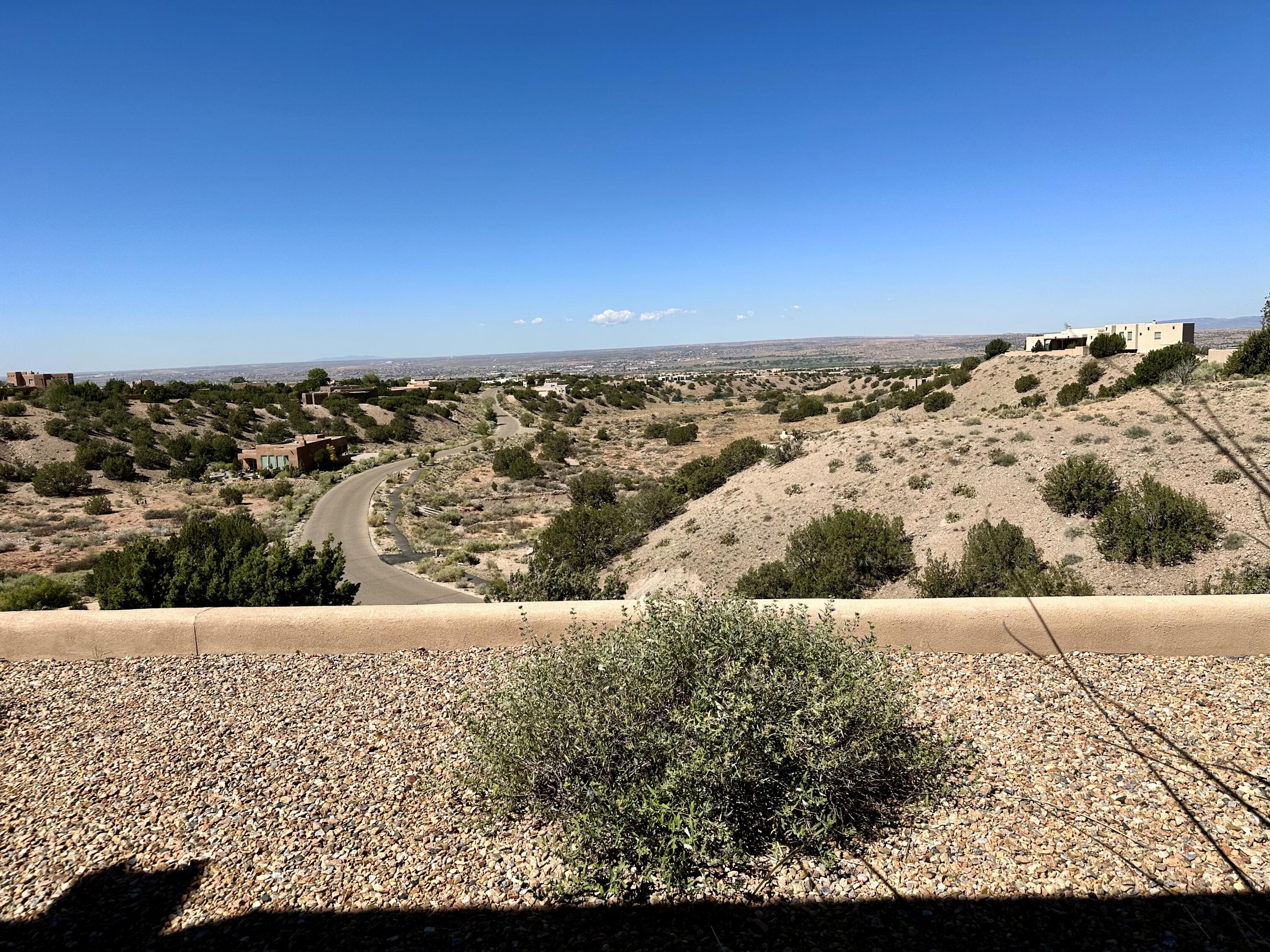 2 Rainbow Trail Road