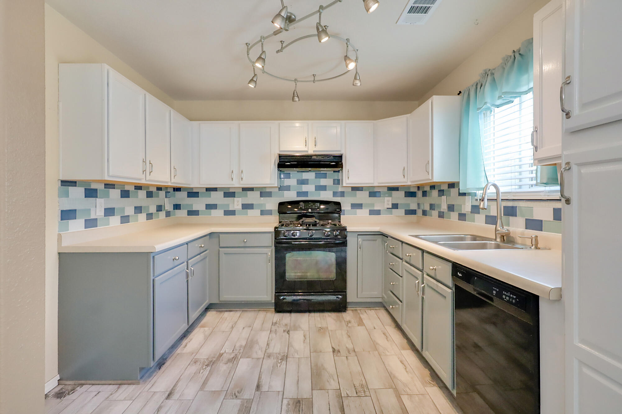 3030 Pagosa Meadows Drive NE