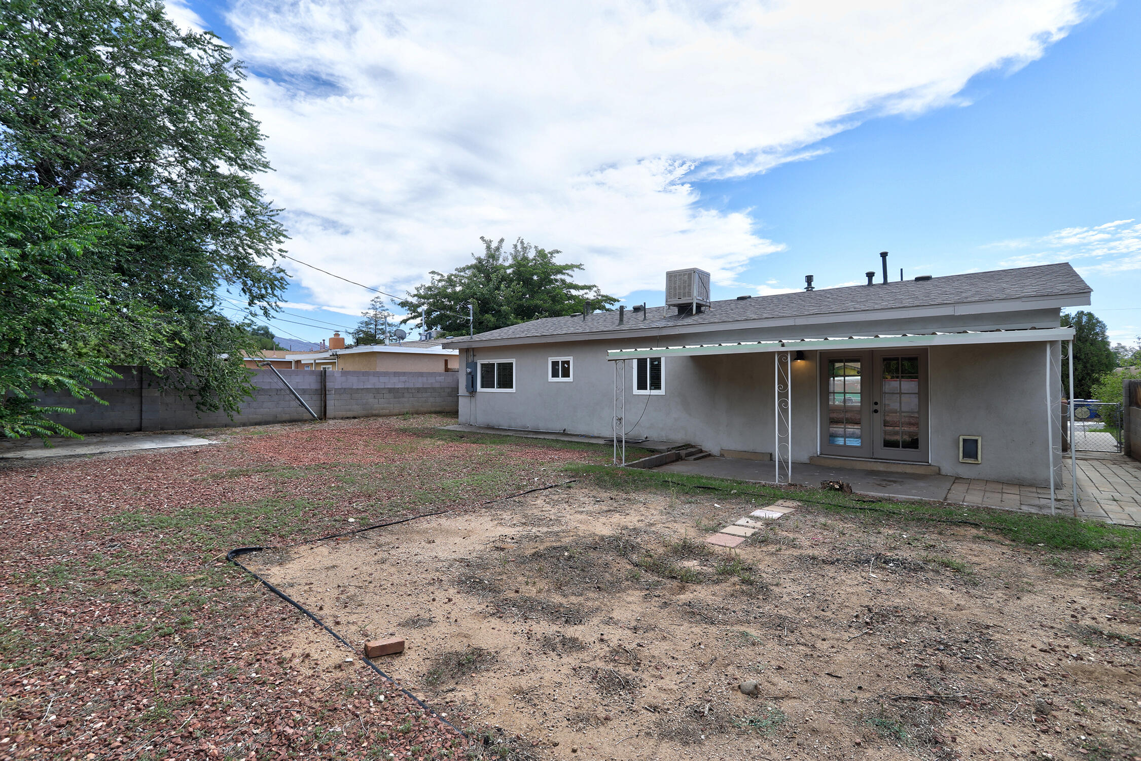 10409 Mountain Road NE