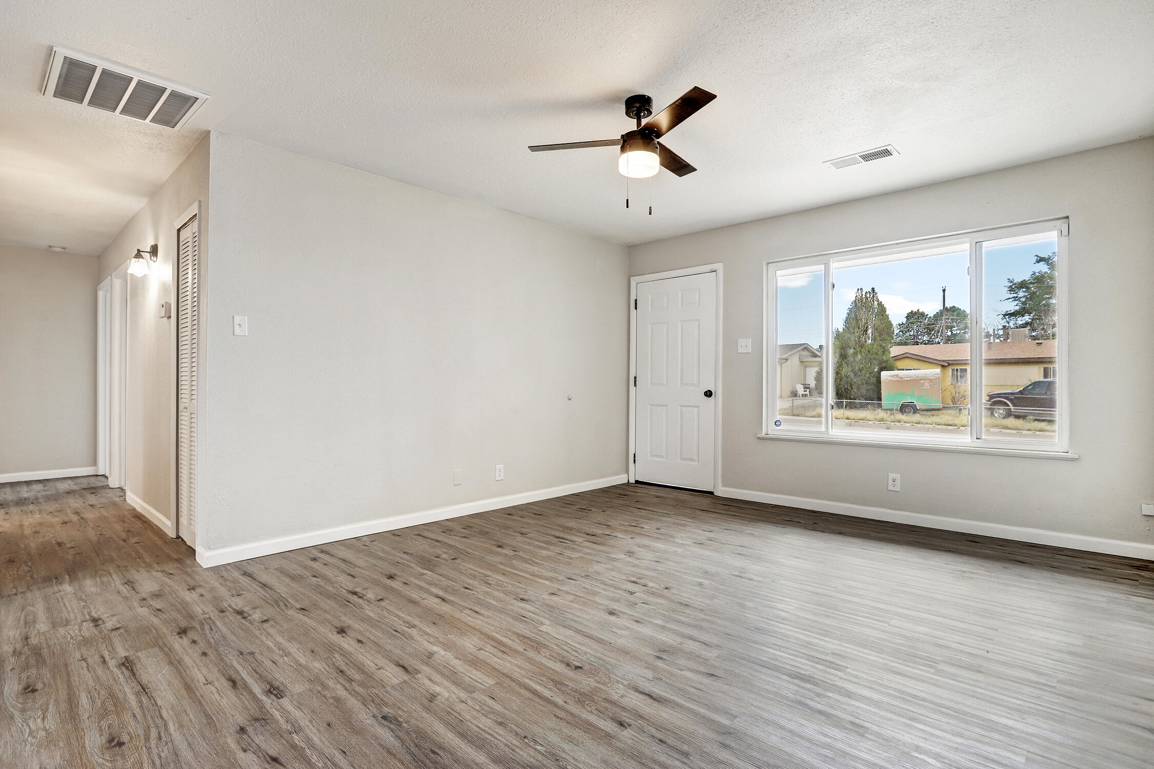 10409 Mountain Road NE