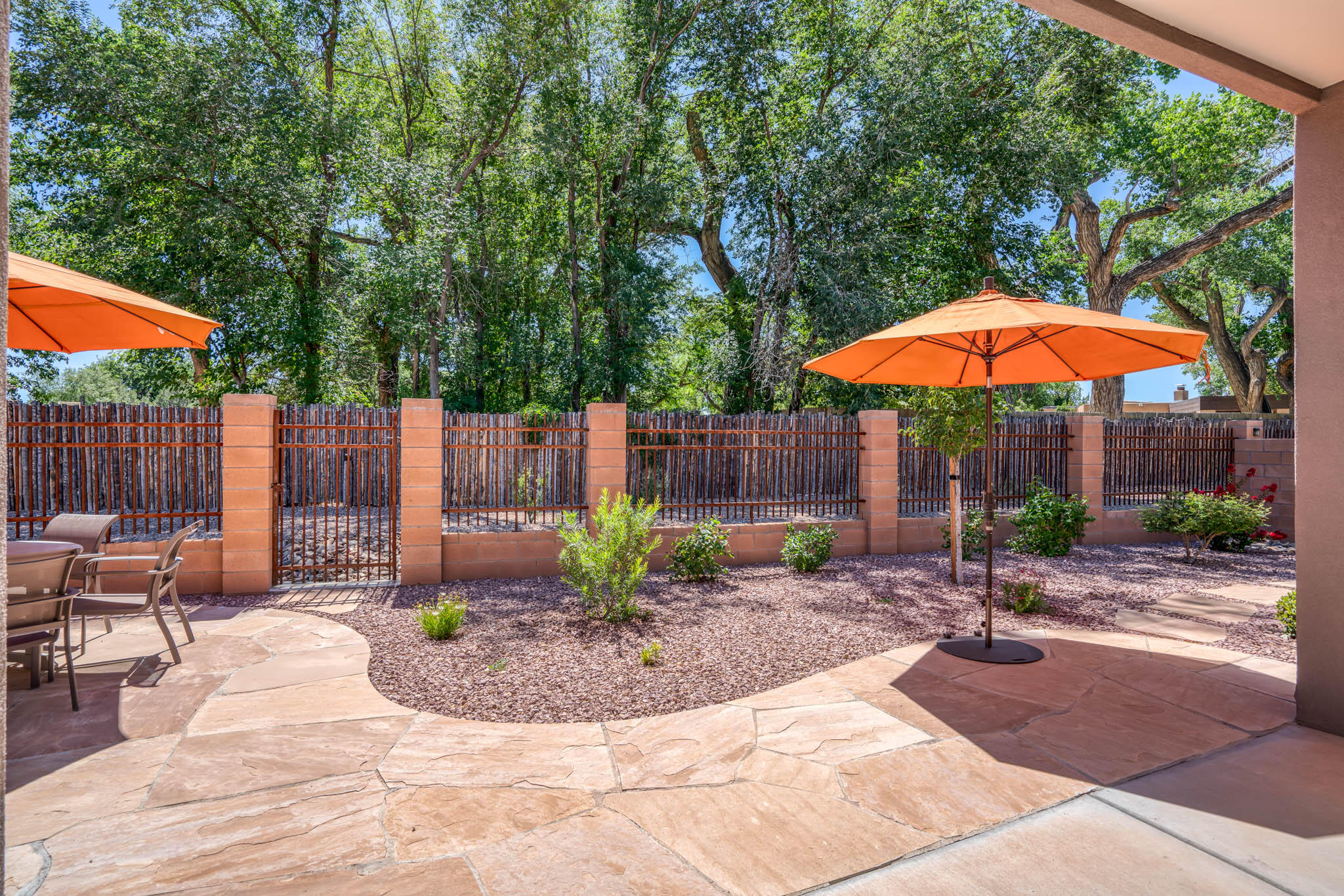 2704 Puerta Del Bosque Lane NW