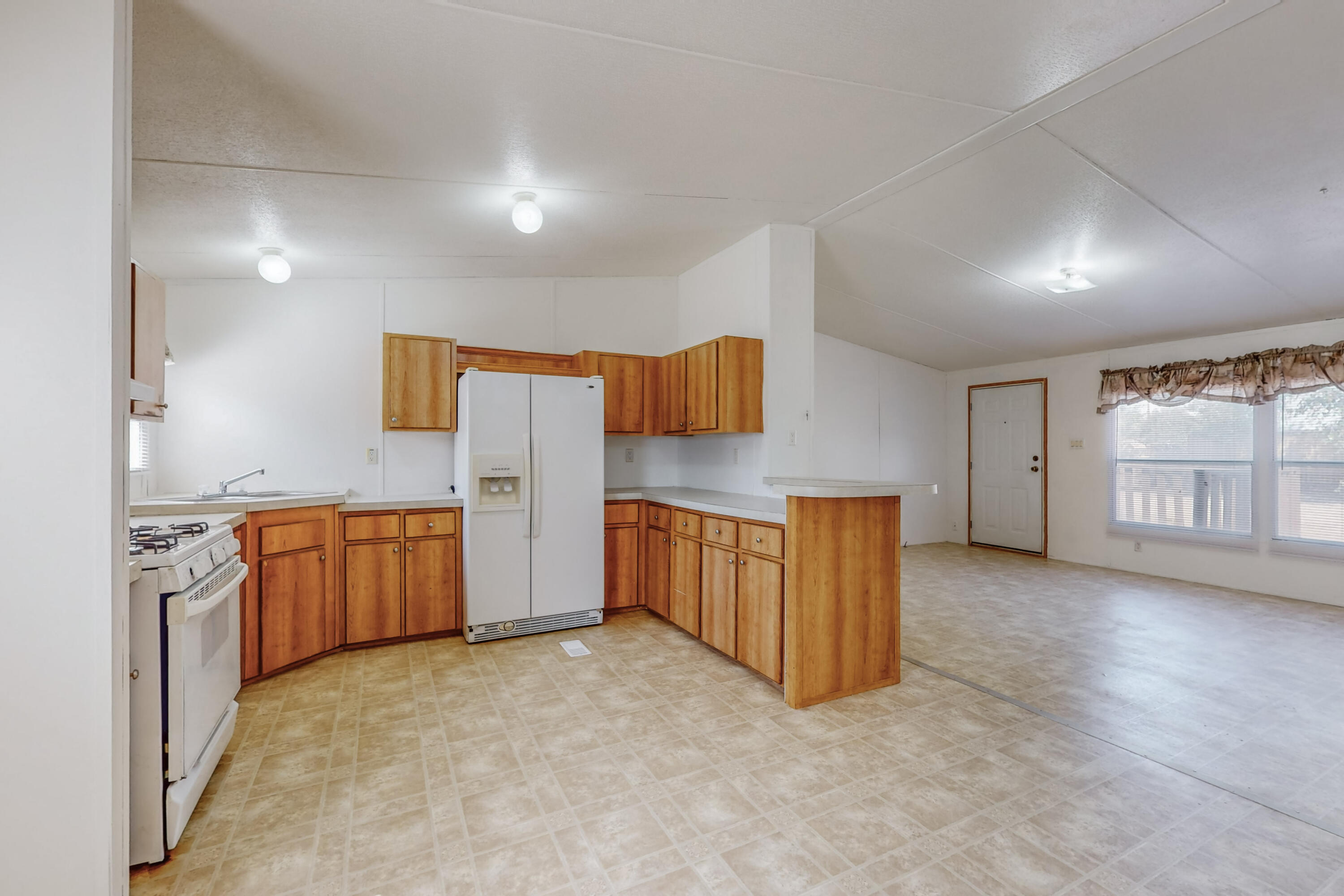 5828 Isleta Boulevard SW Unit: B