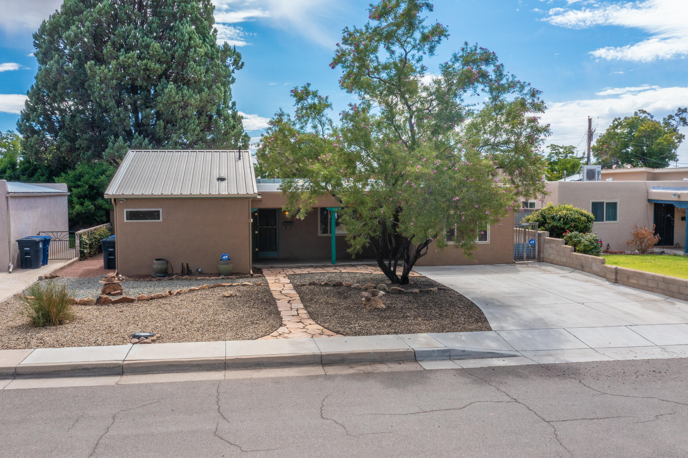 3028 Delano Place NE