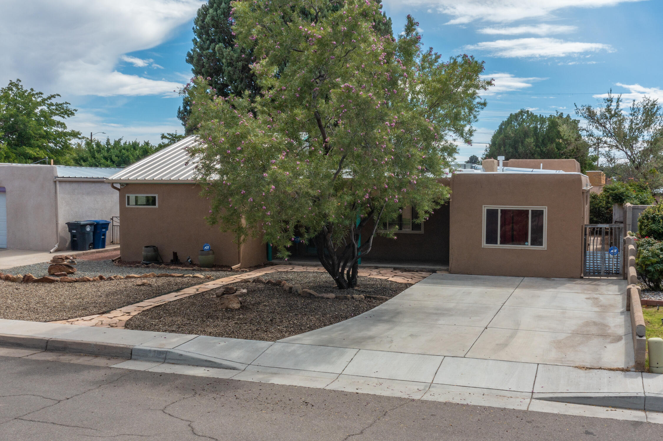 3028 Delano Place NE