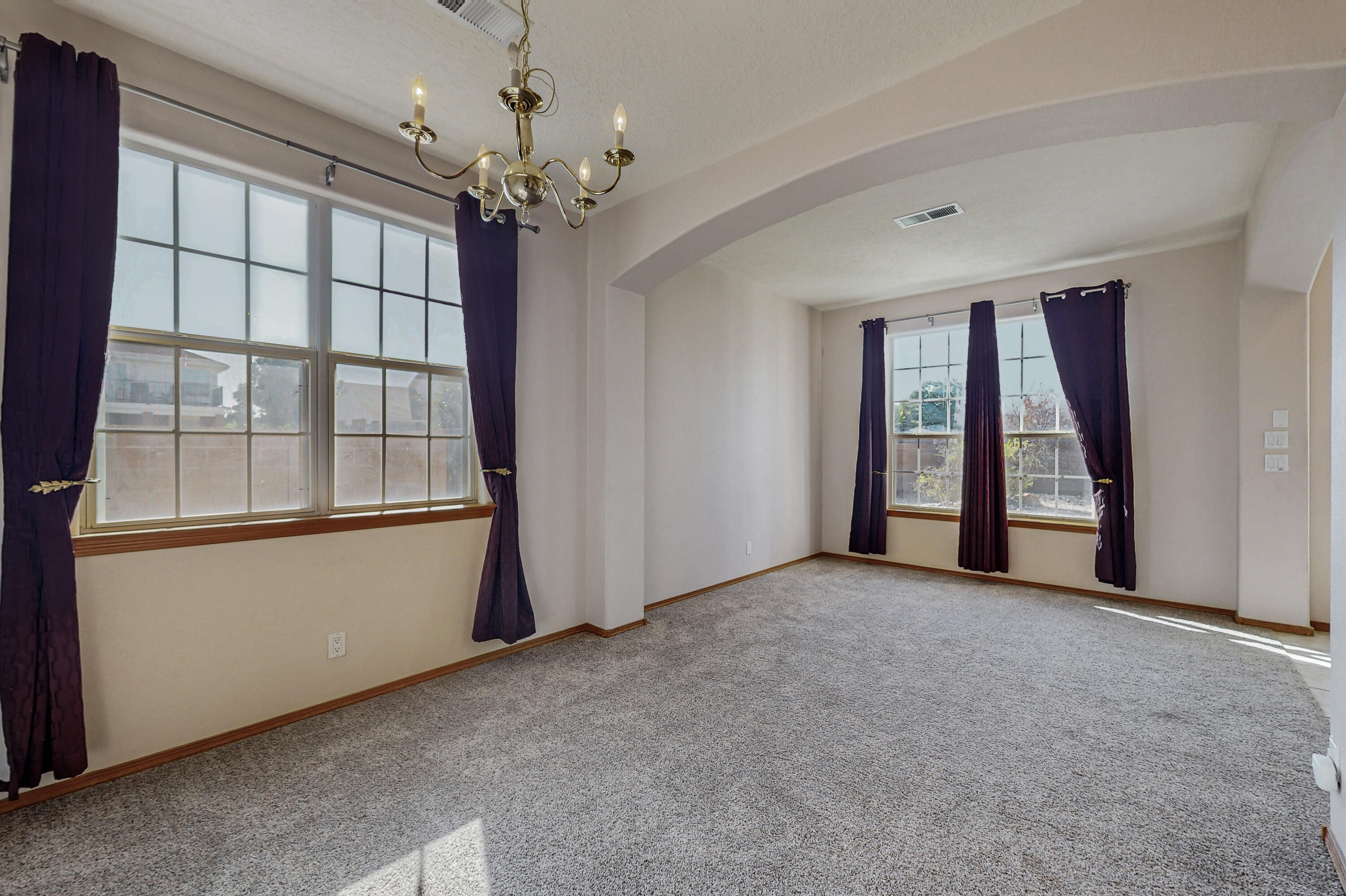 2400 Oakbrook Drive NW