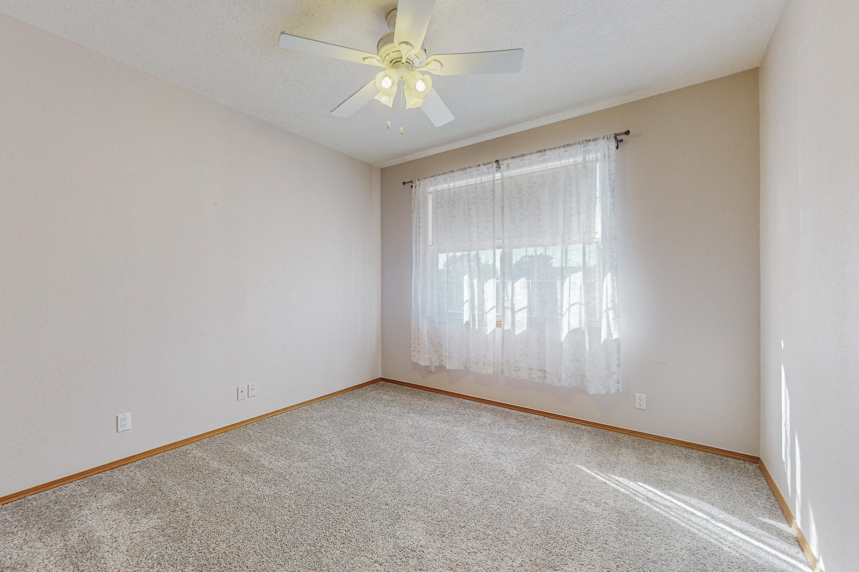 2400 Oakbrook Drive NW