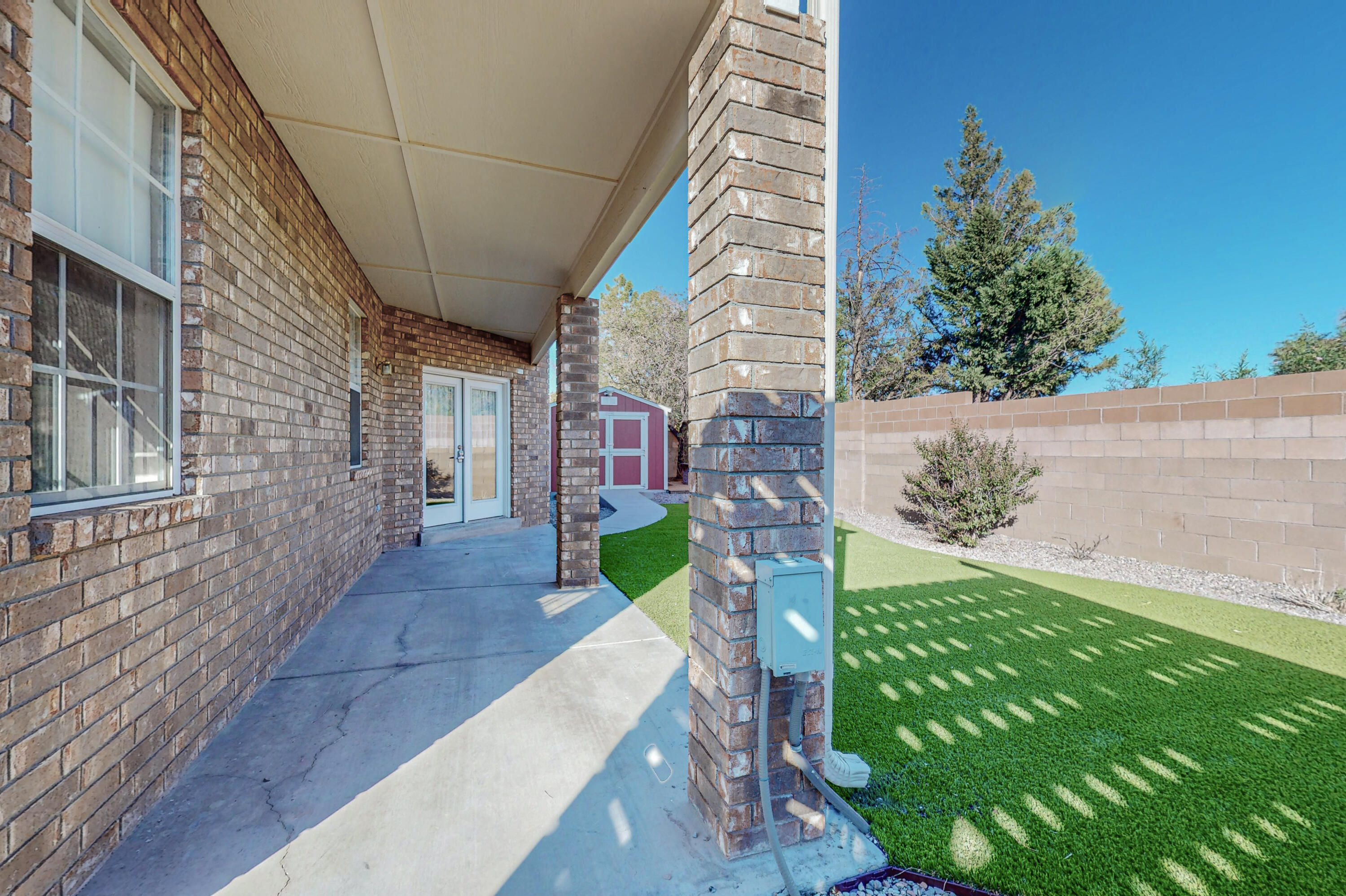 2400 Oakbrook Drive NW