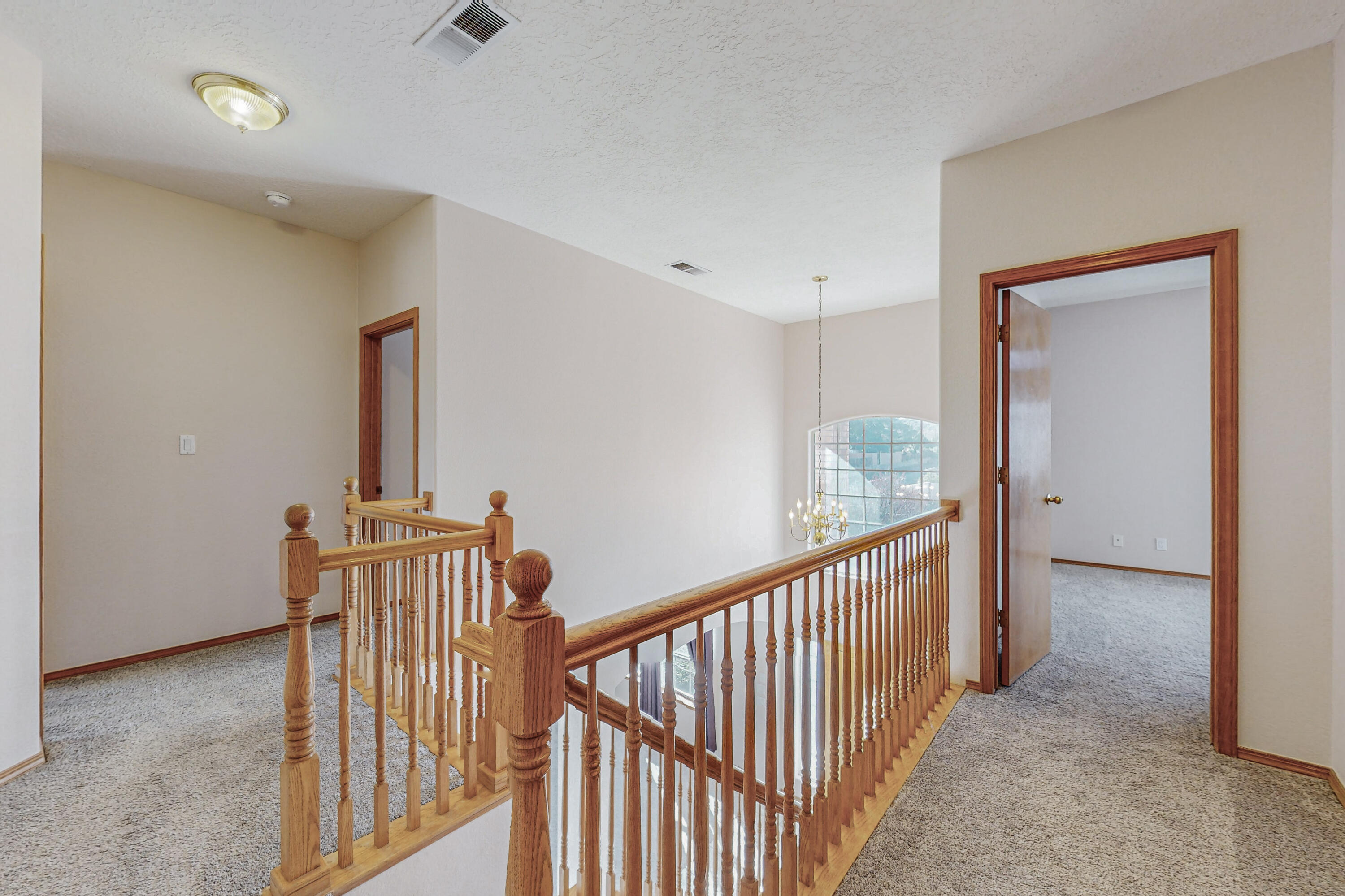 2400 Oakbrook Drive NW