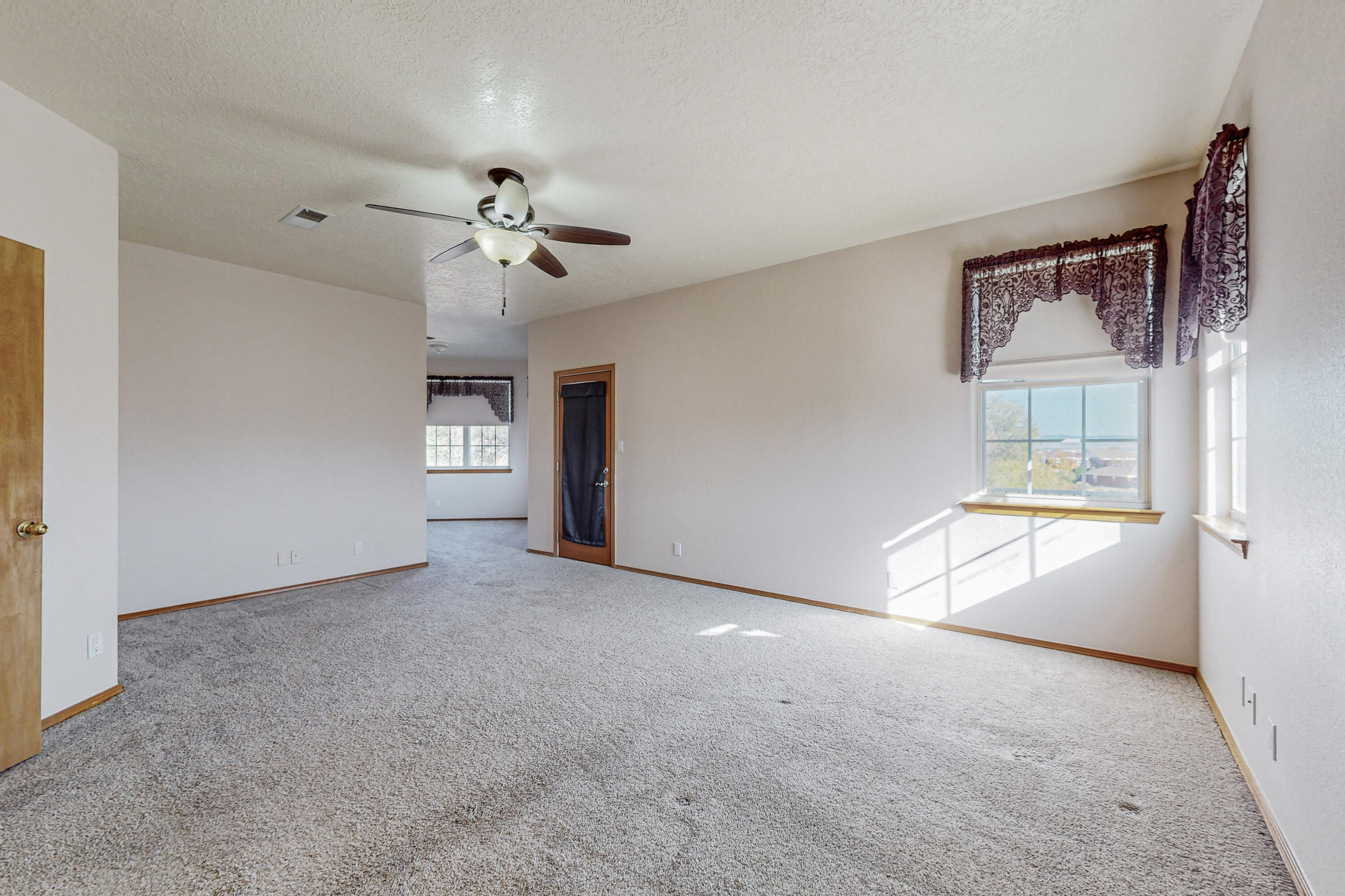 2400 Oakbrook Drive NW
