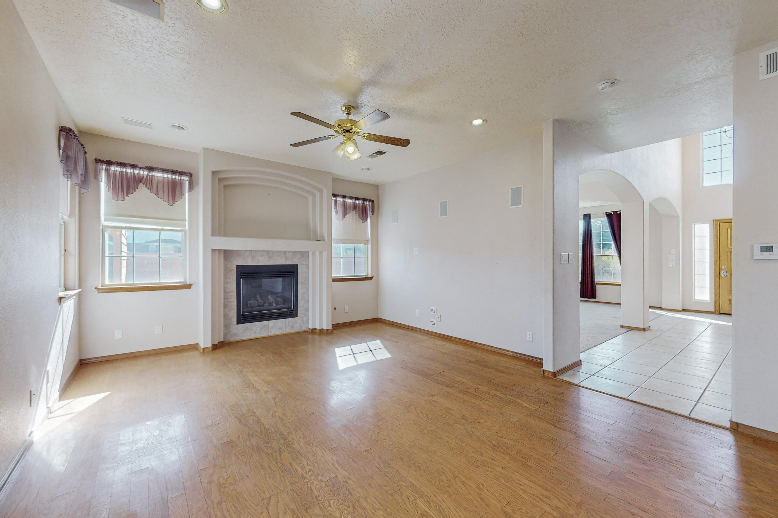 2400 Oakbrook Drive NW