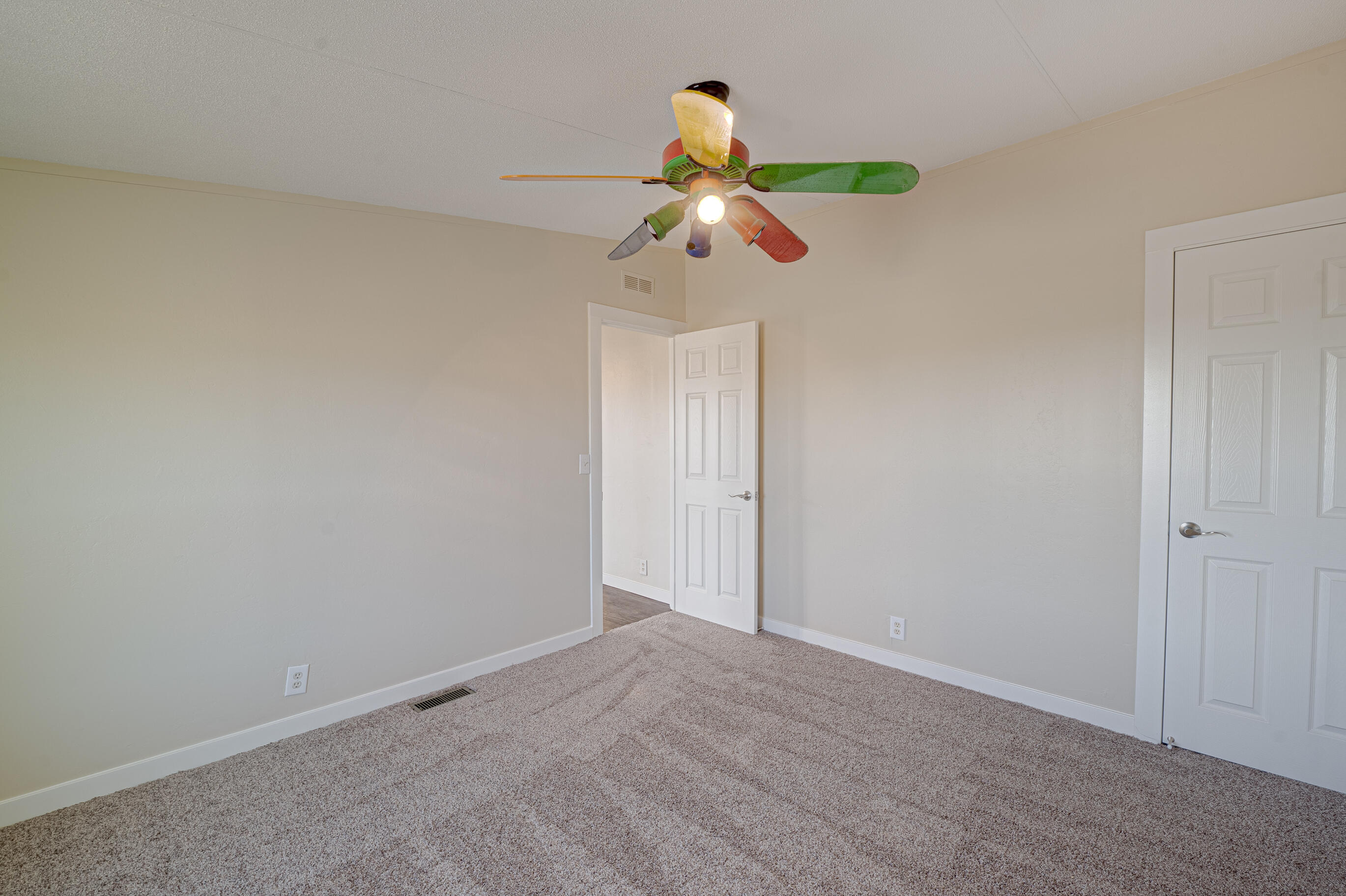 476 Meadowlake Road