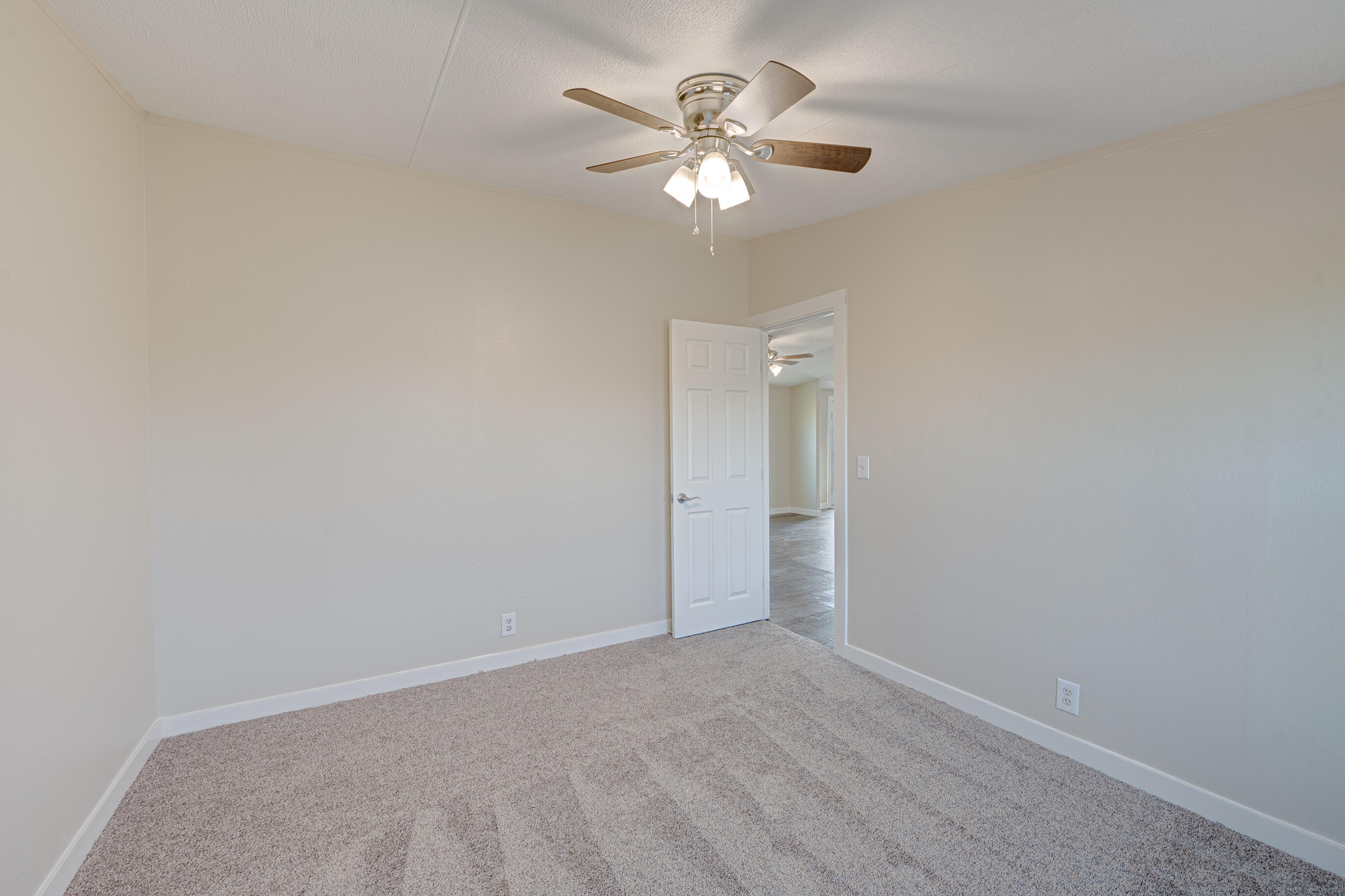 476 Meadowlake Road