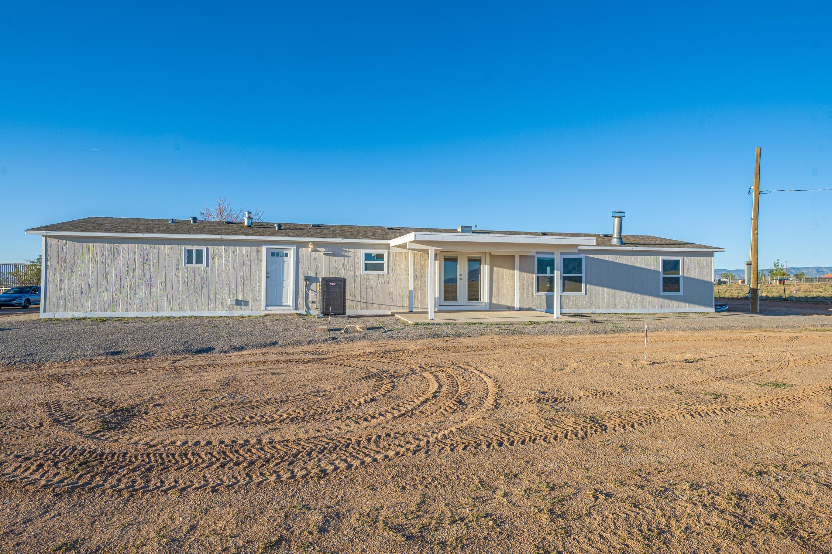 476 Meadowlake Road