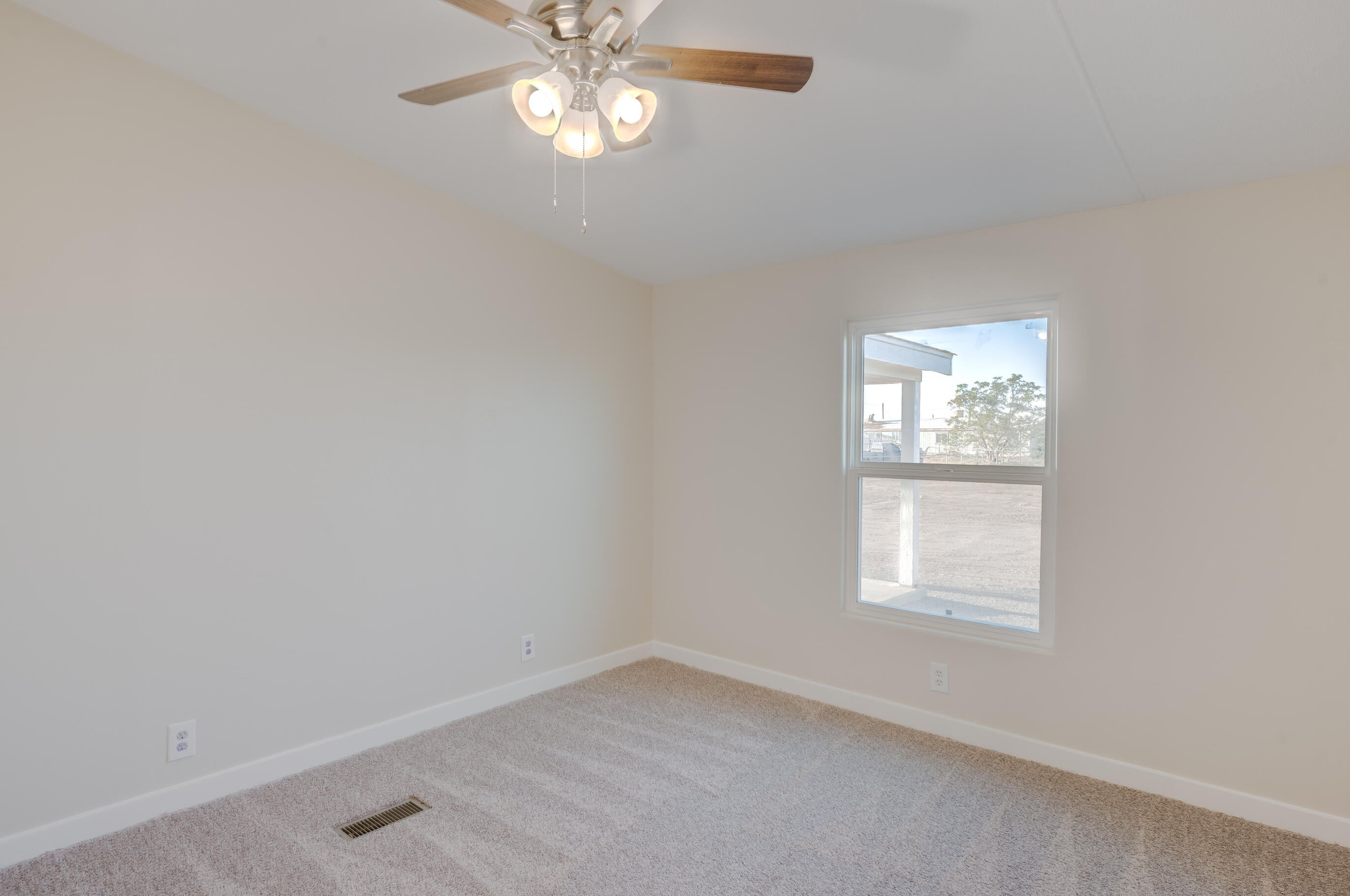 476 Meadowlake Road