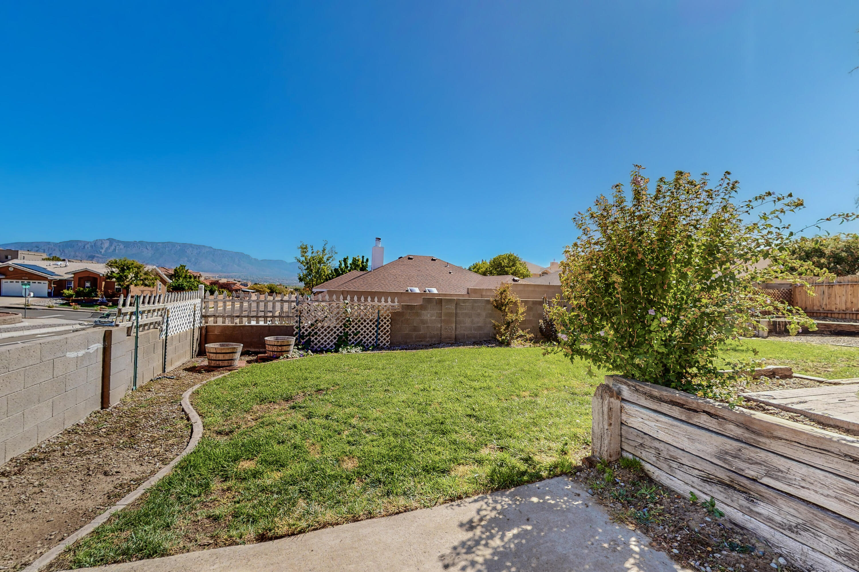 9520 Clearwater Street NW