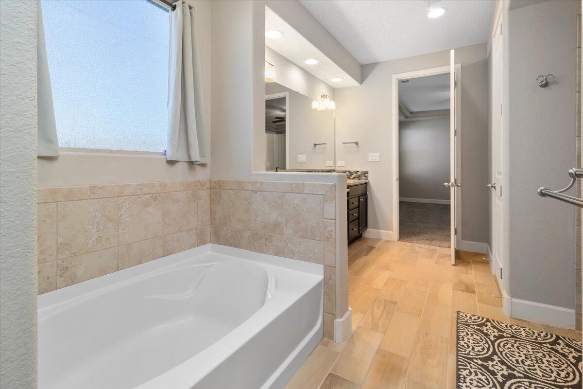 1839 Truchas Peak Trail NE